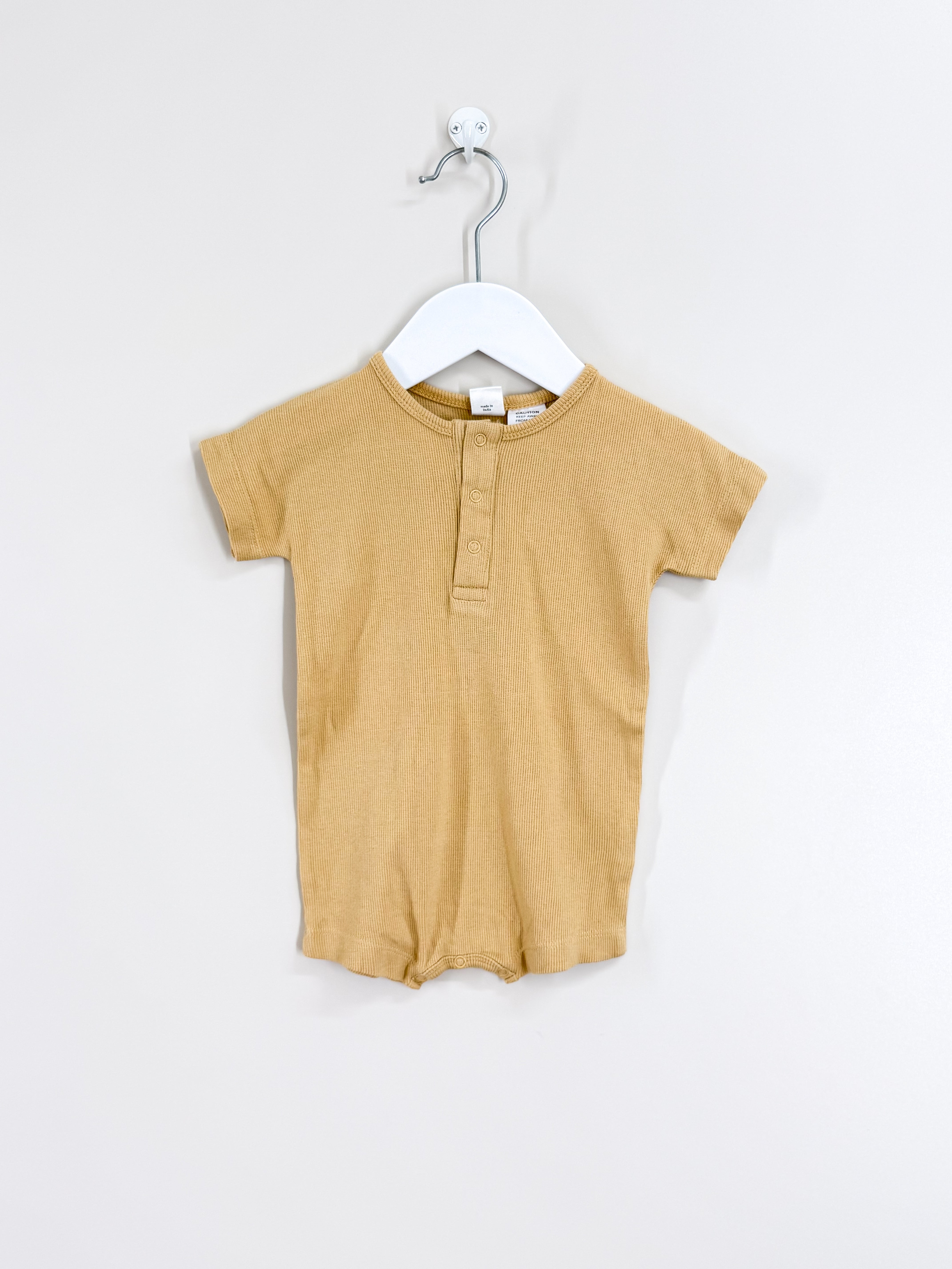 Maki The Label organic ribbed shortie romper (0-3m)