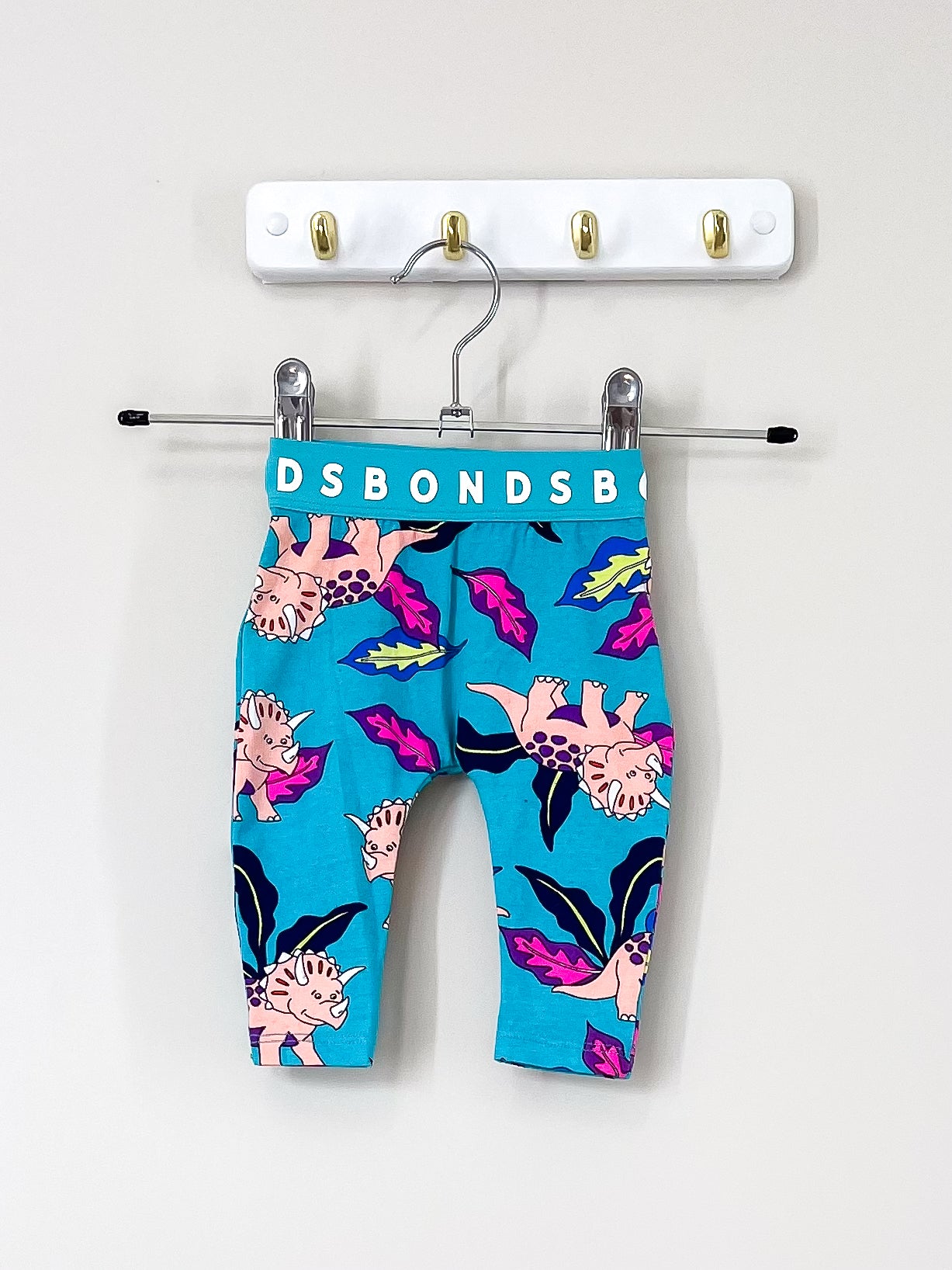 Bonds stretchies leggings - dinos (newborn)