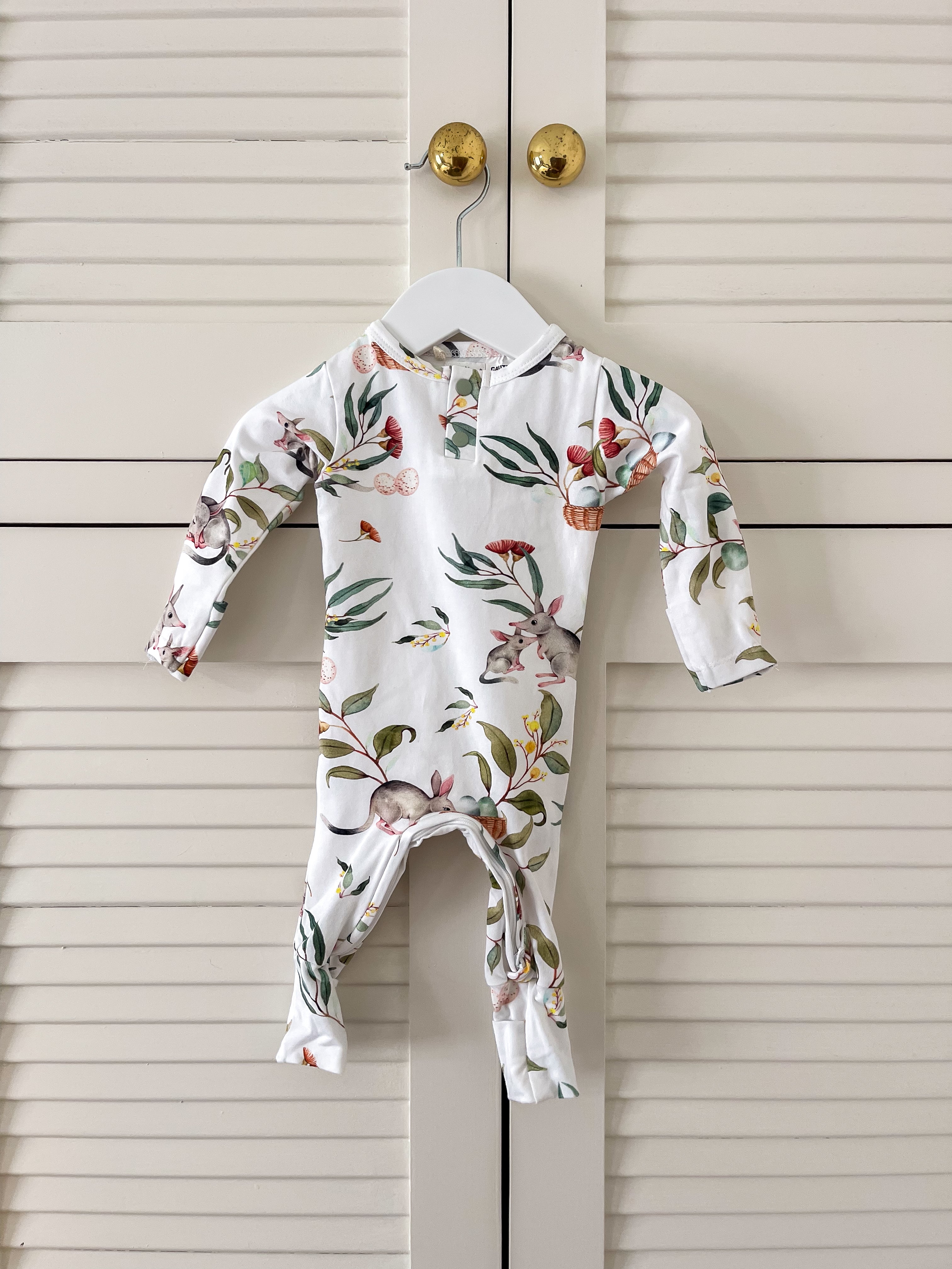 Snuggle Hunny organic growsuit (newborn)