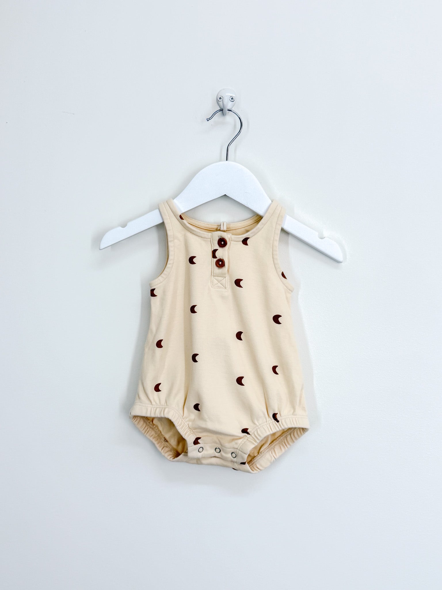 Quincy Mae organic sleeveless bubble romper - tiny moon (3-6m)