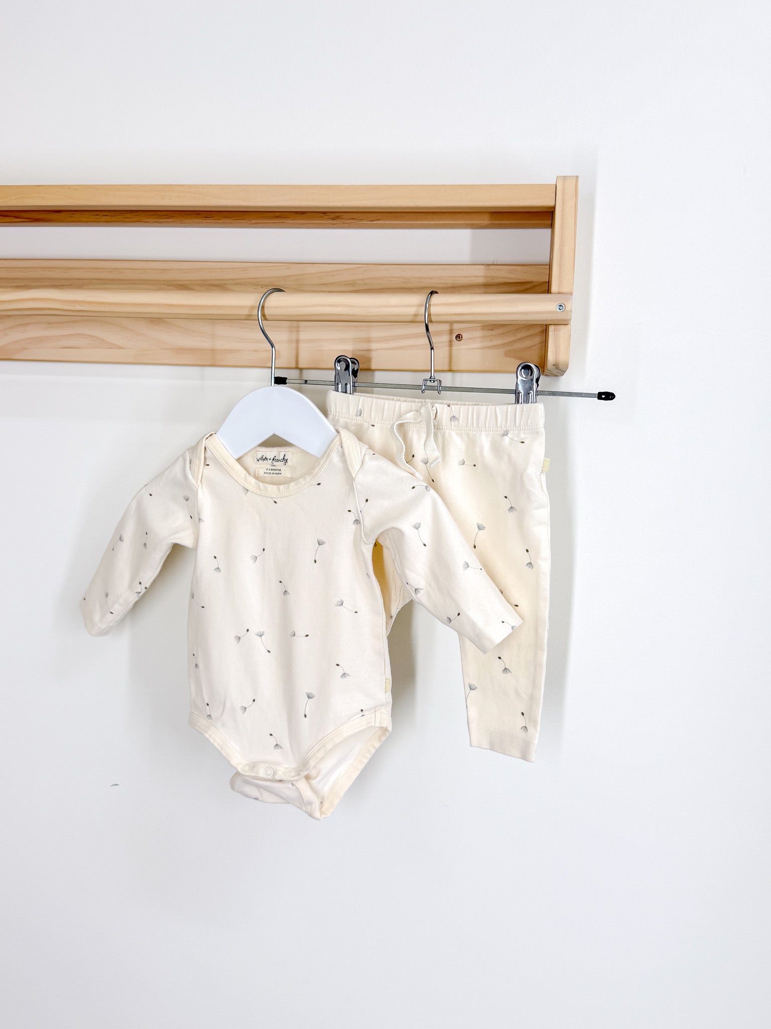 Wilson & Frenchy organic bodysuit + leggings set (0-3m)
