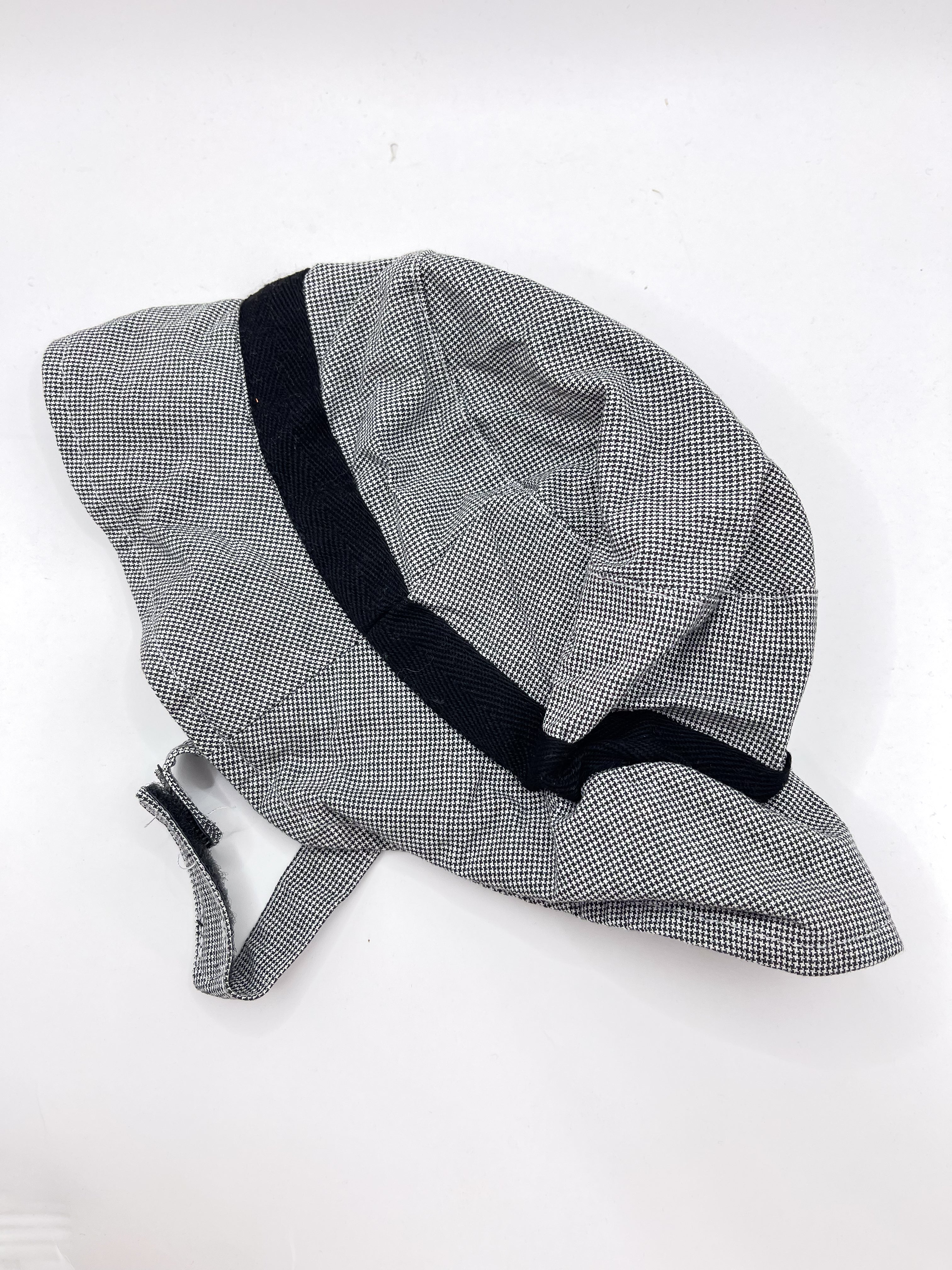 Teeny Weeny houndstooth bucket hat (0-6m)