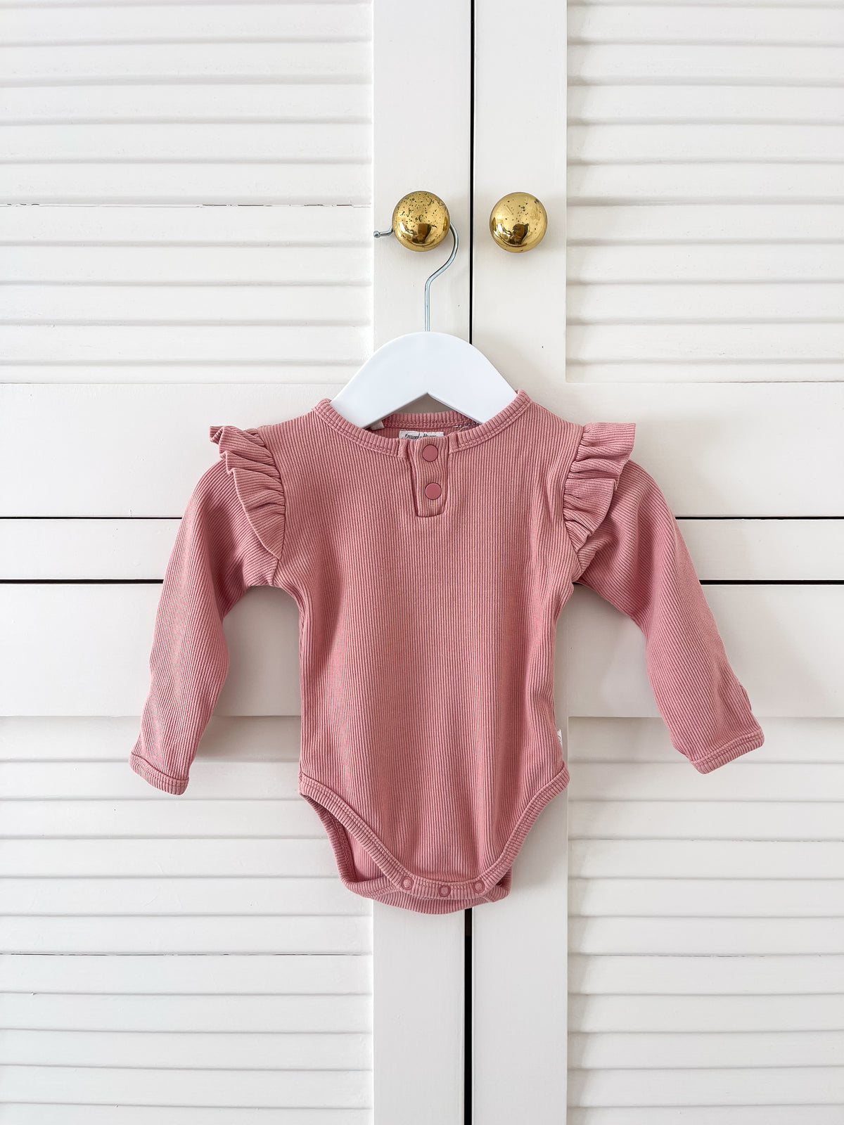 Snuggle Hunny organic long sleeve rib bodysuit - rose (6-12m)
