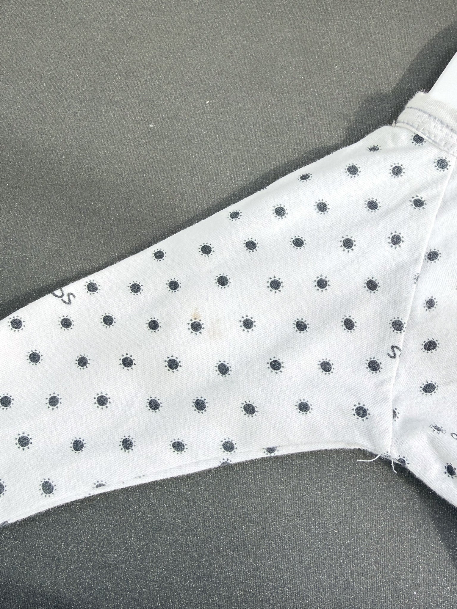 Bonds wondercool wondersuit - white suns (3-6m)