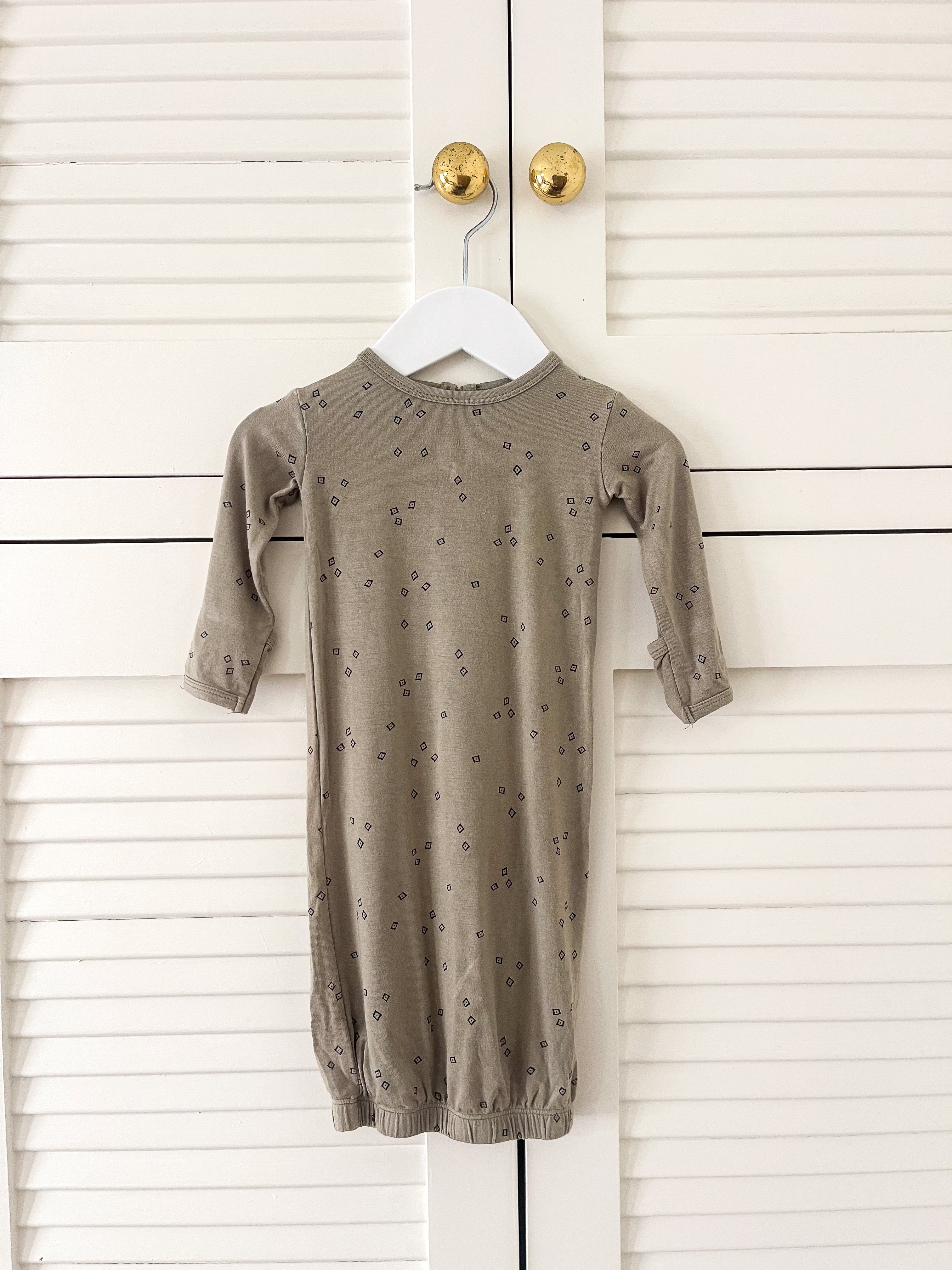Quincy Mae bamboo sleep gown (3-6m)