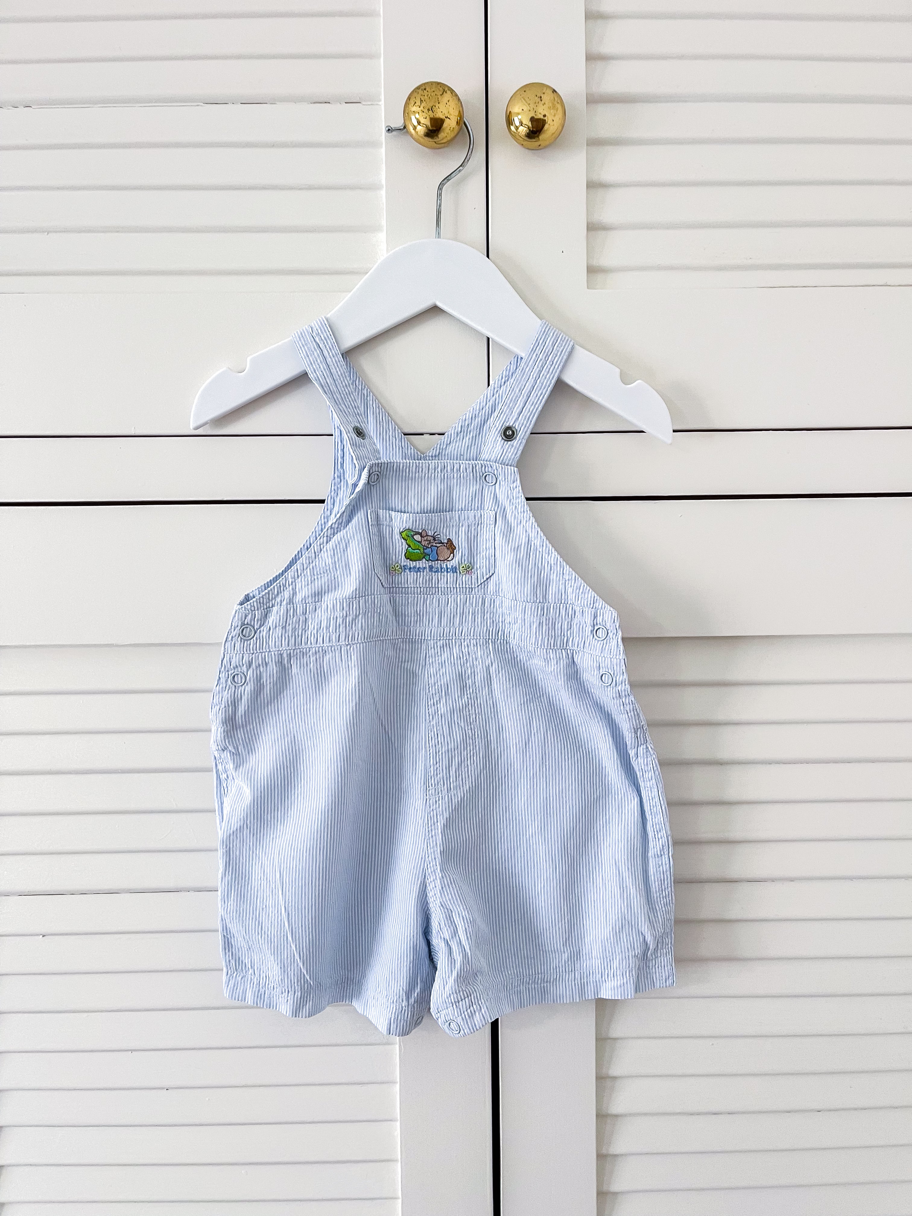 Vintage Peter Rabbit seersucker overalls (6m)