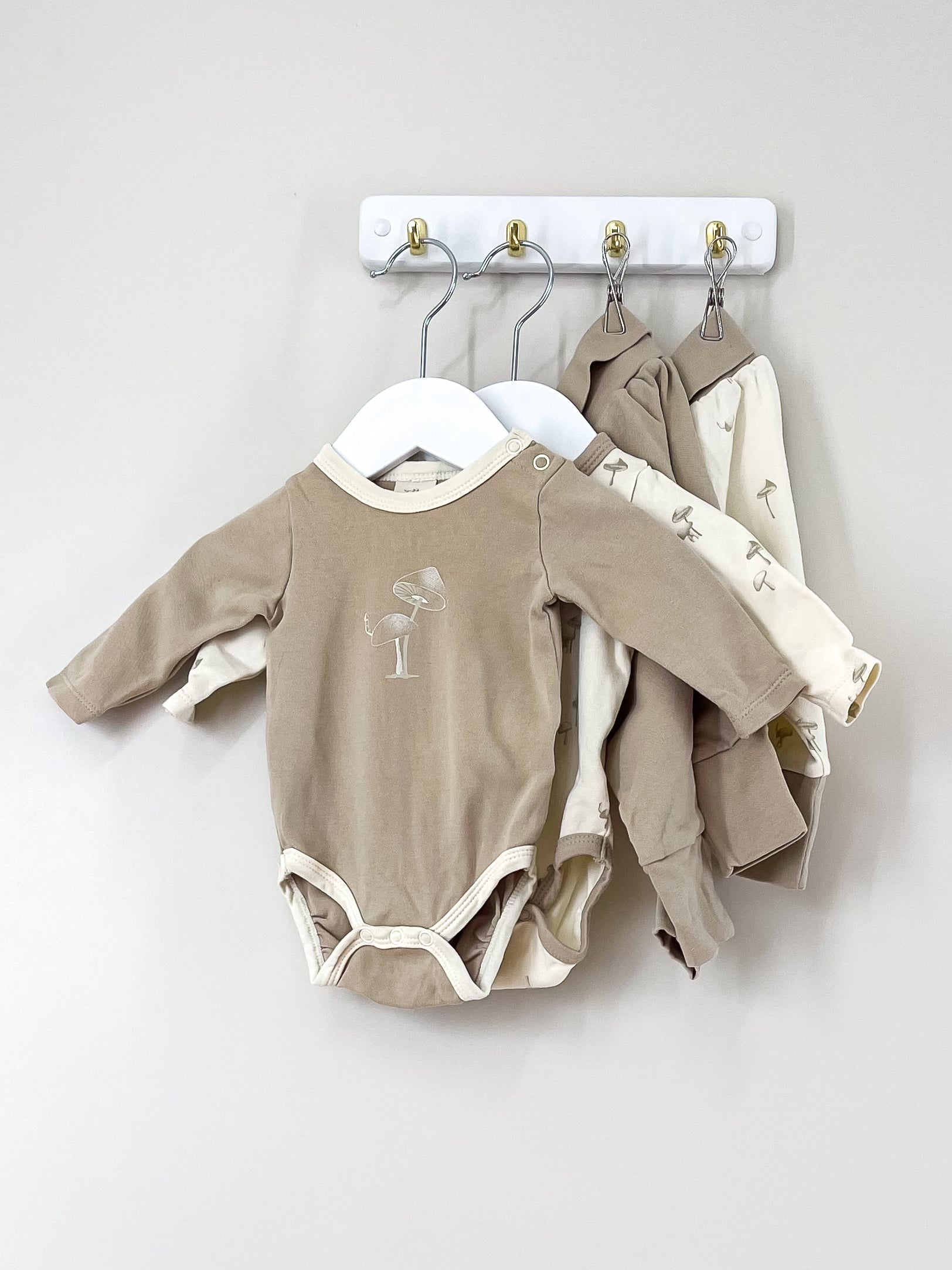 Little Bundle 4 piece mushroom set (newborn)