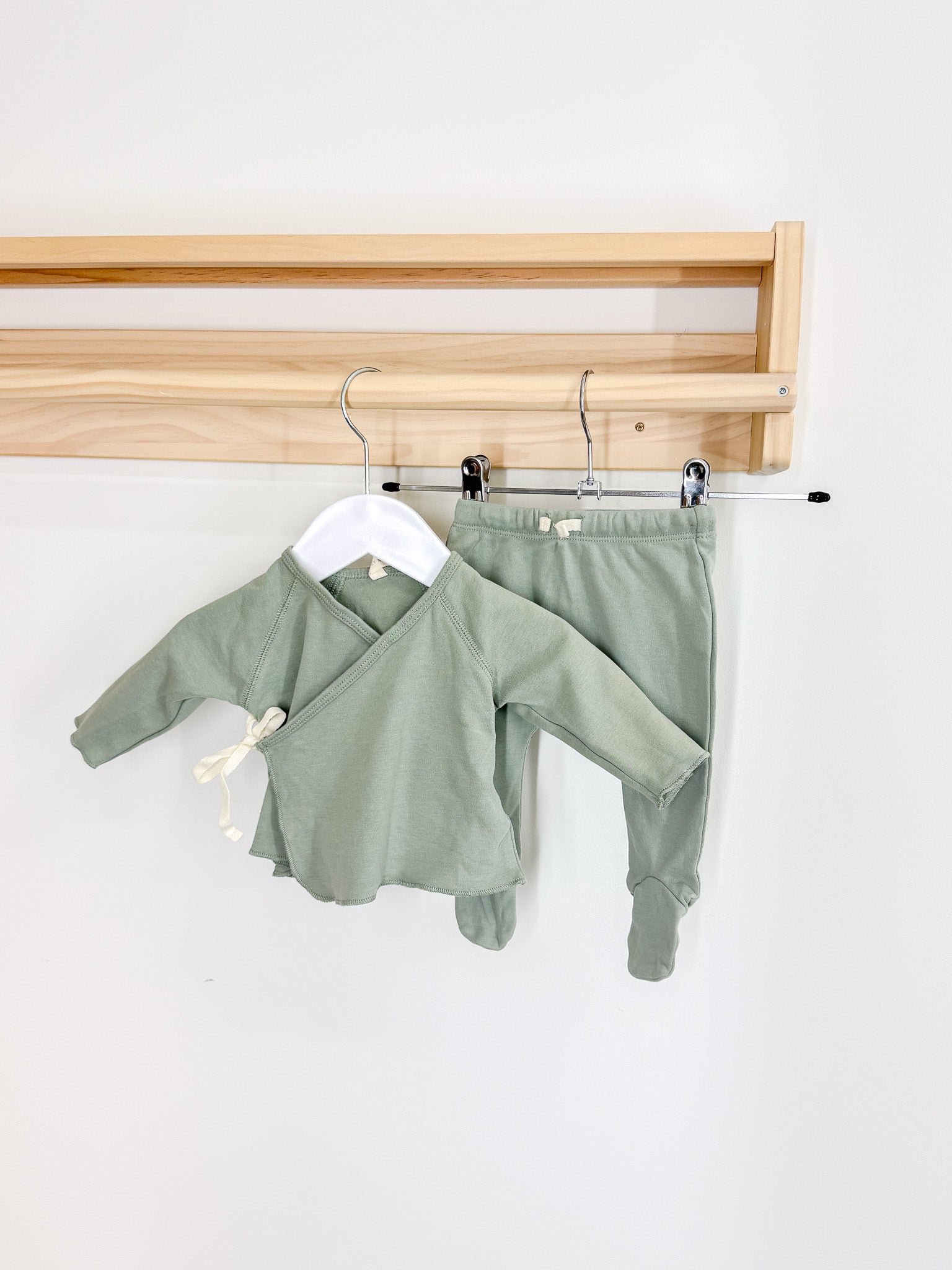 Quincy Mae organic kimono top + leggings set (Newborn)