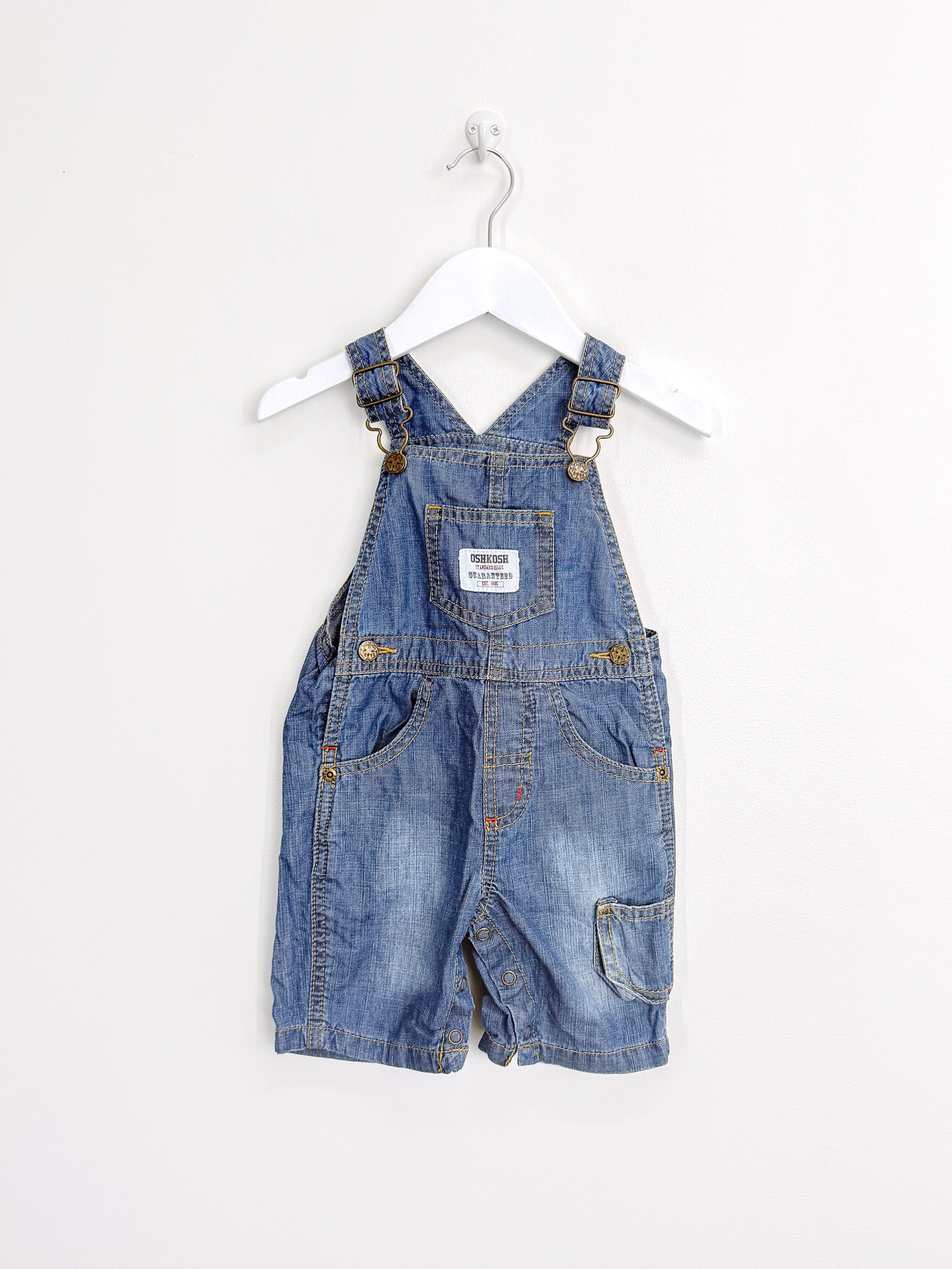 OshKosh soft denim overalls (3-6m)