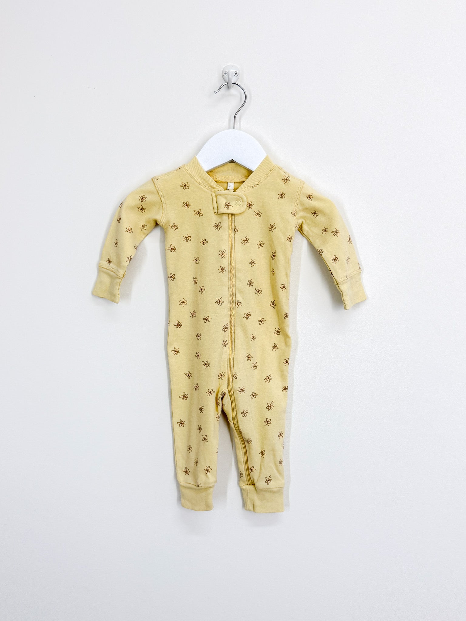 Quincy Mae organic long sleeve sleeper (3-6m)