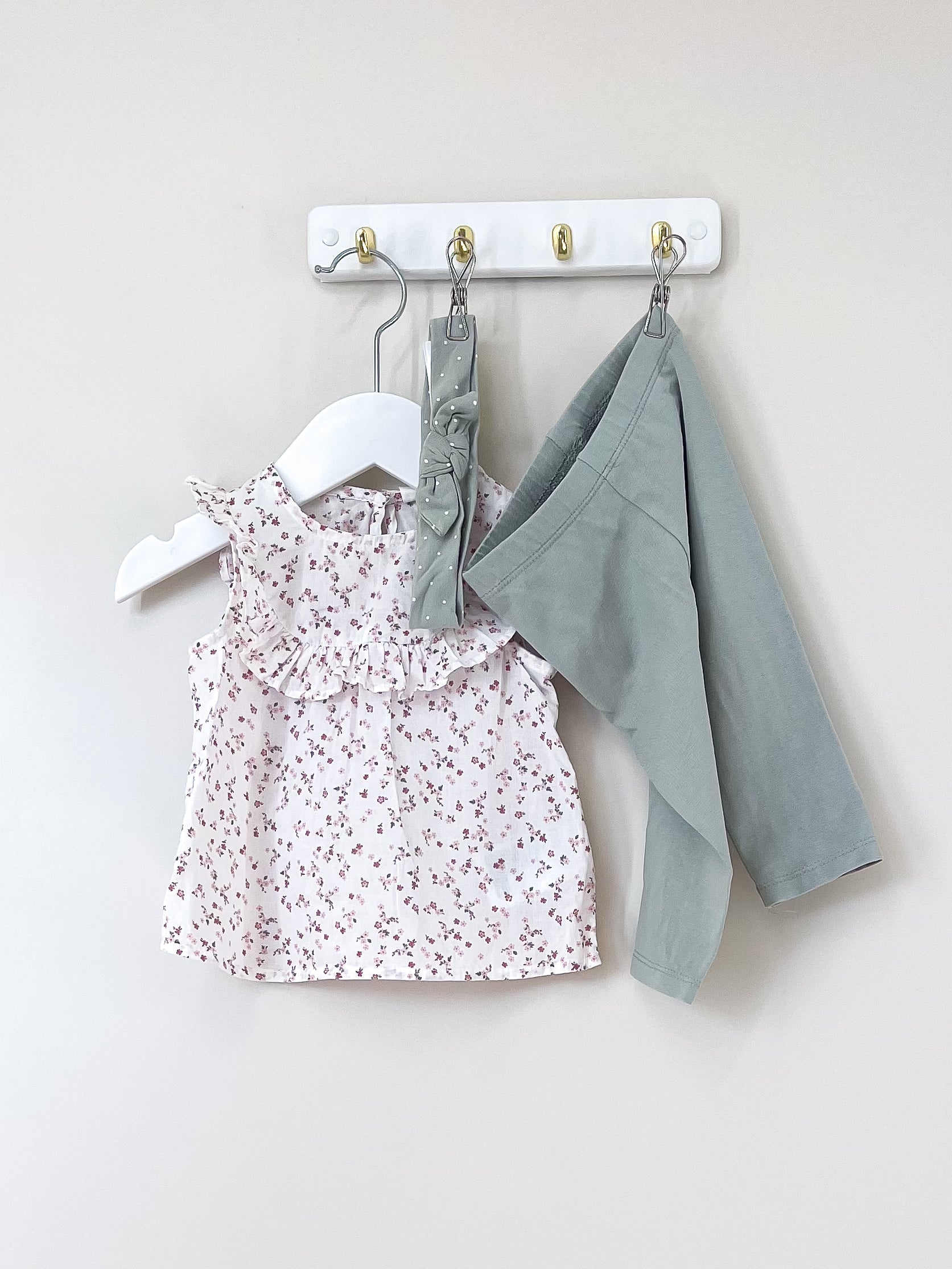 H&M floral 3 piece set (3-6m)