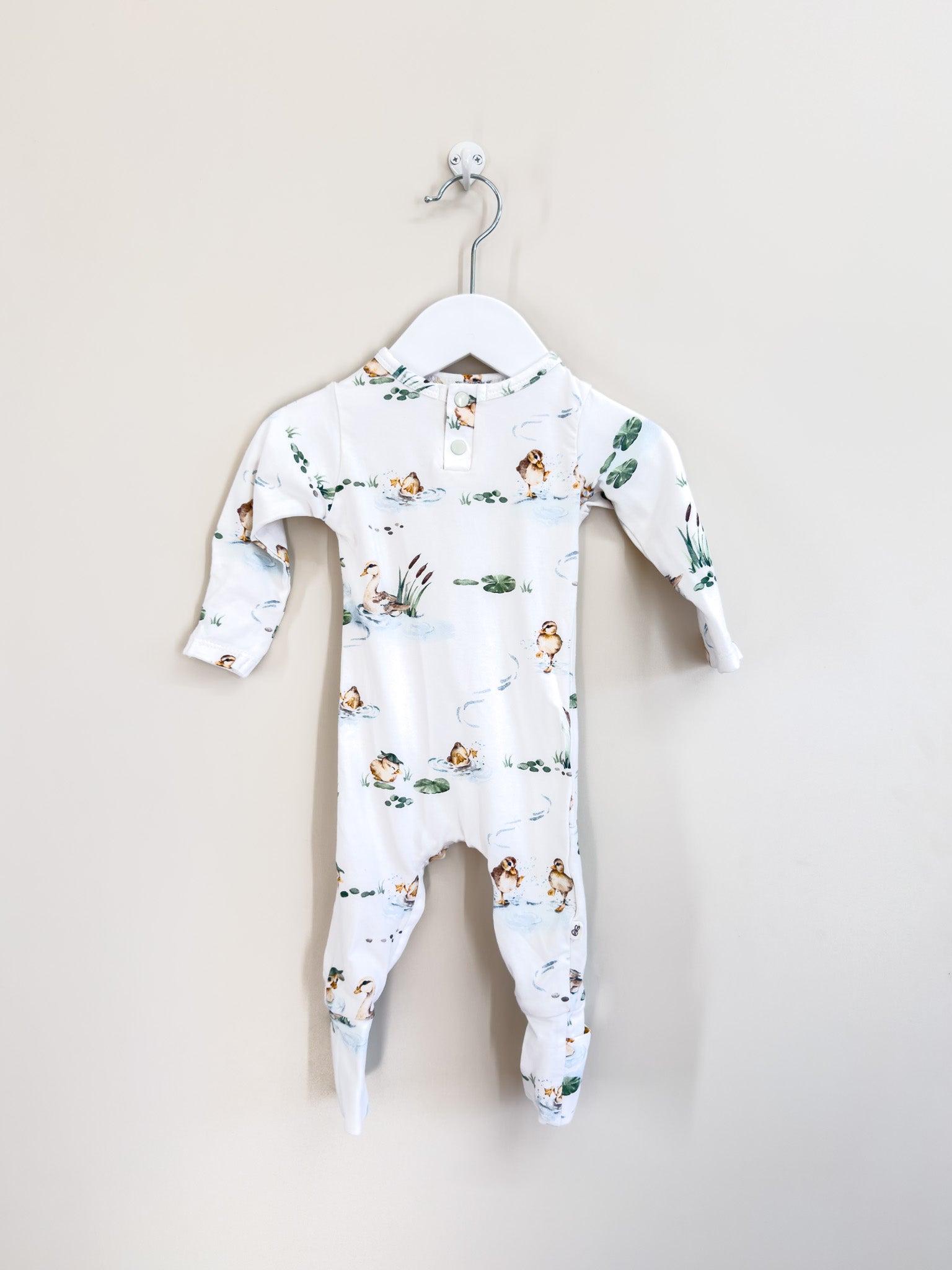 Snuggle Hunny organic growsuit - ducks (0-3m)