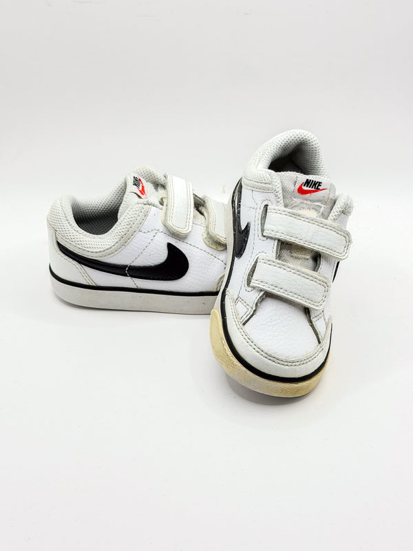 Nike capri 3 sneakers (23.5EU)