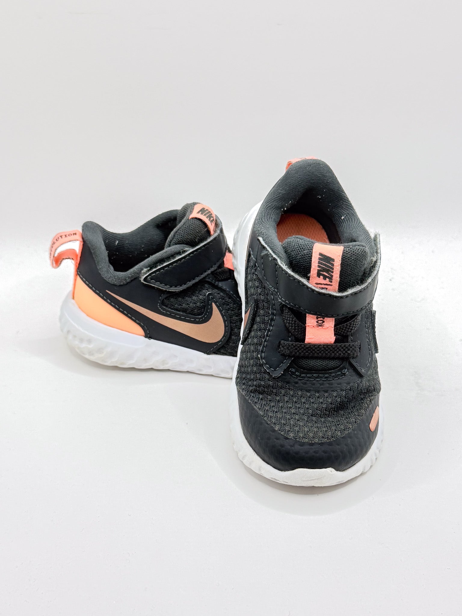 Nike revolution 5 TDV sneakers (22EU)