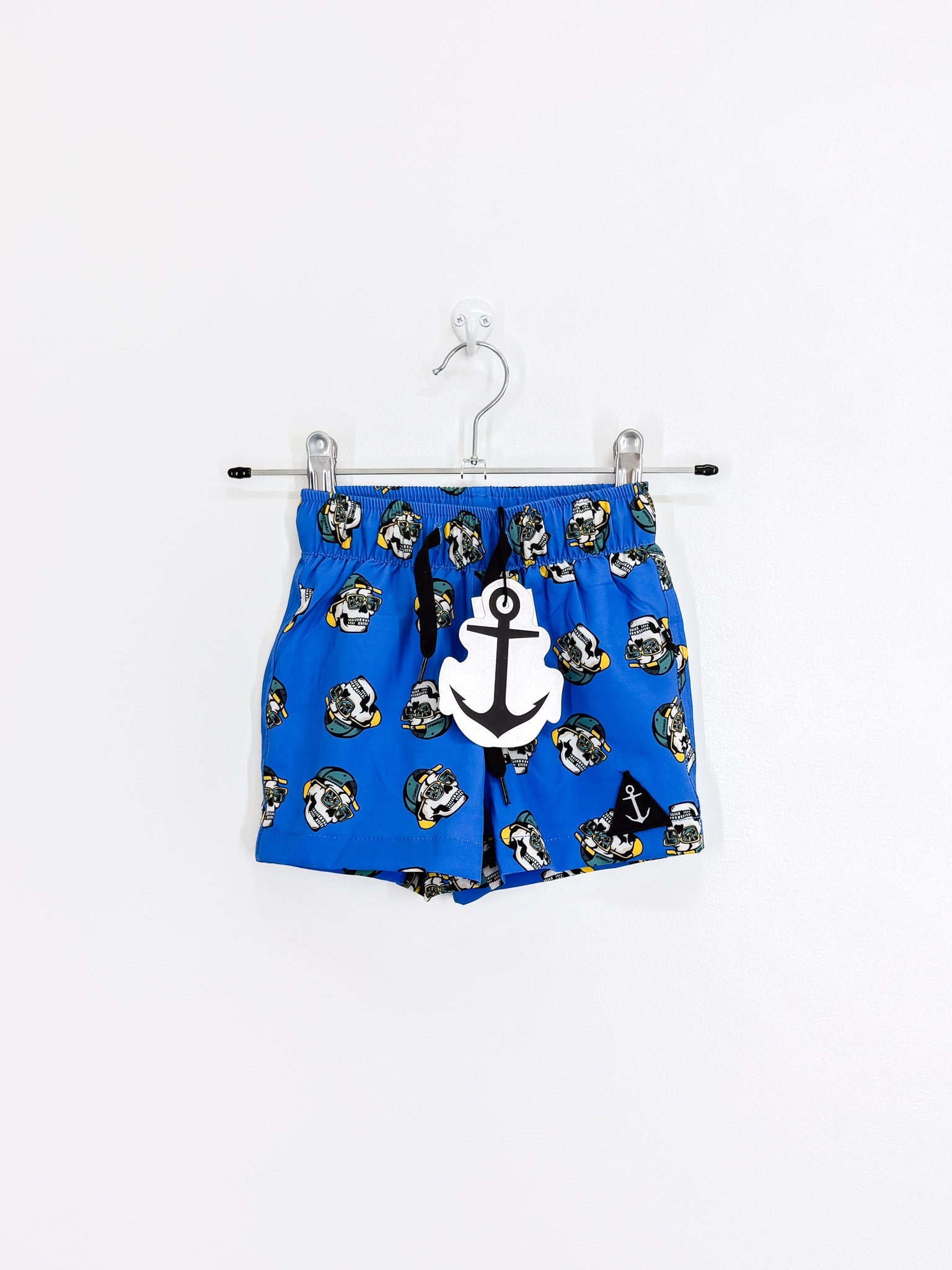 BNWT Hello Stranger lined skulls board shorts (1y)