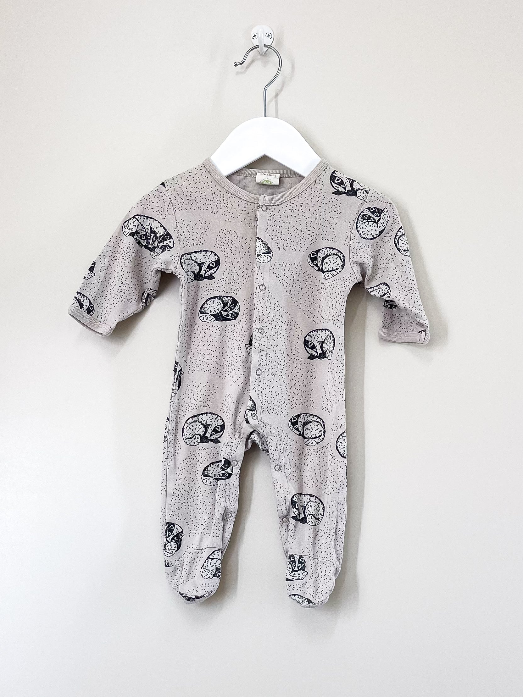 Nature Baby organic stretch & grow - sleeping raccoon (0-3m)