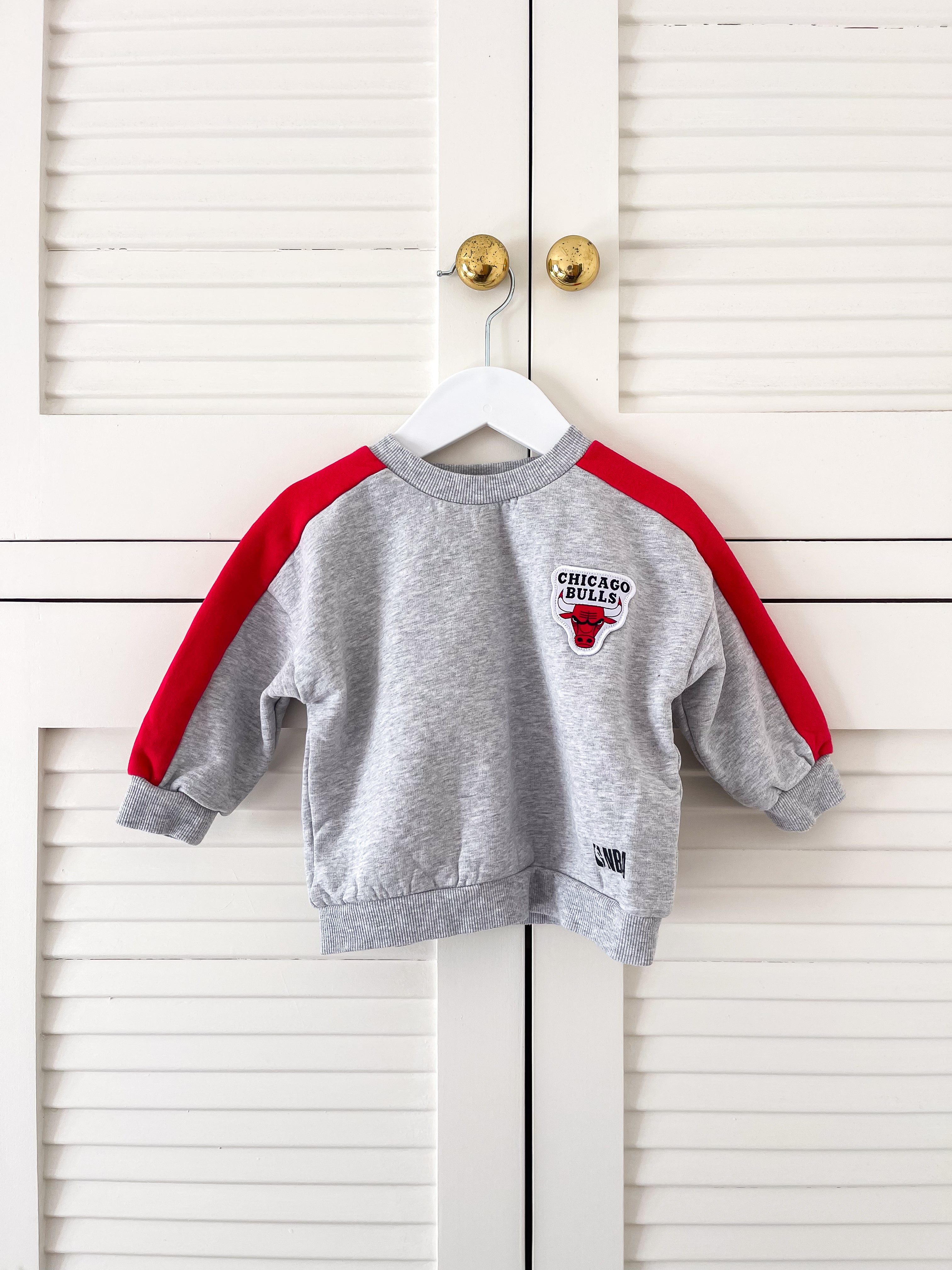 Cotton On Kids x Chicago Bulls pullover (12-18m)