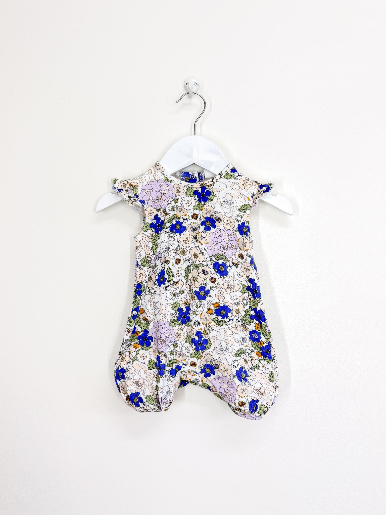 Milky floral shortie romper (3-6m)