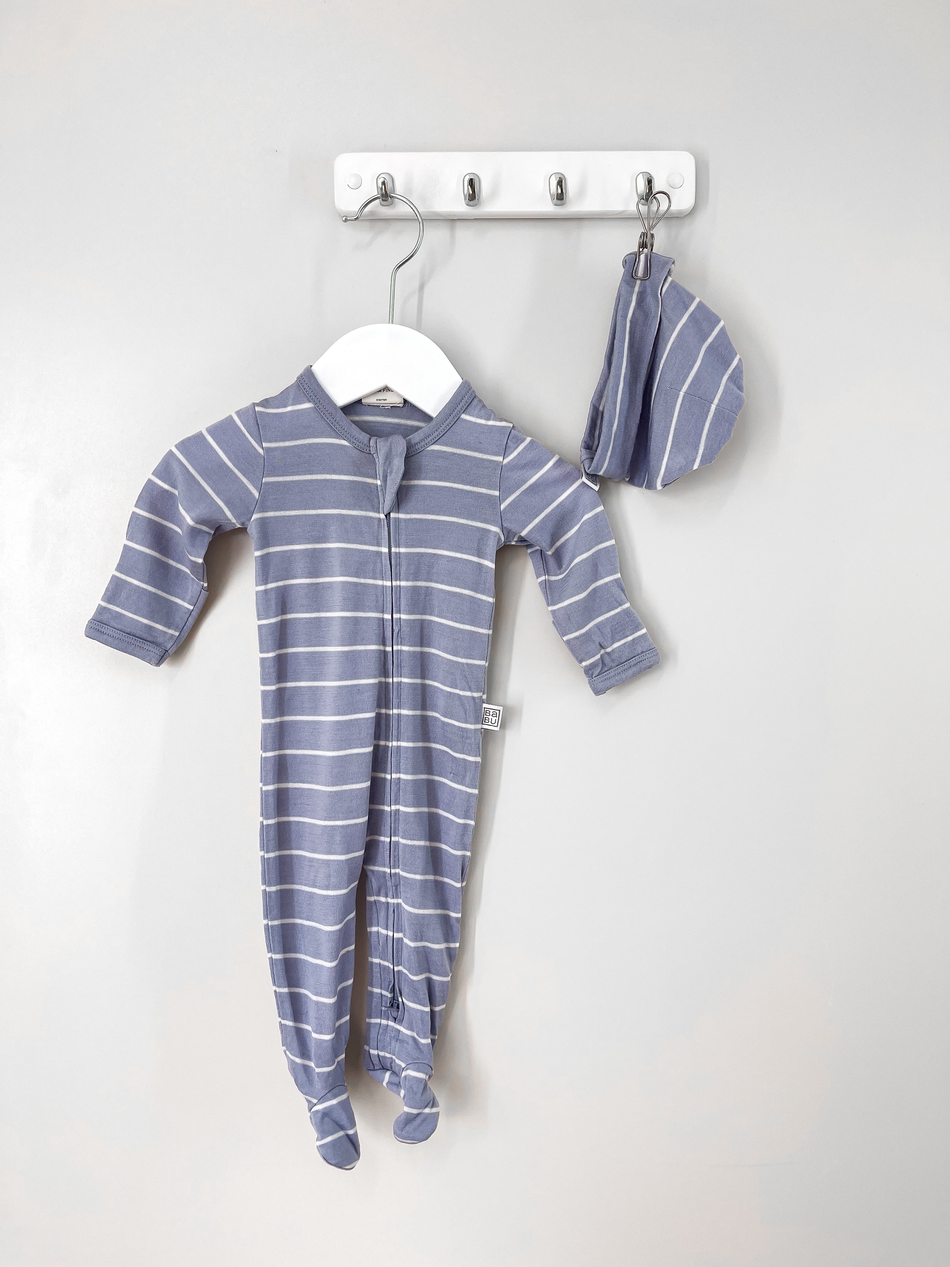 Babu merino footed zipsuit + beanie (newborn)