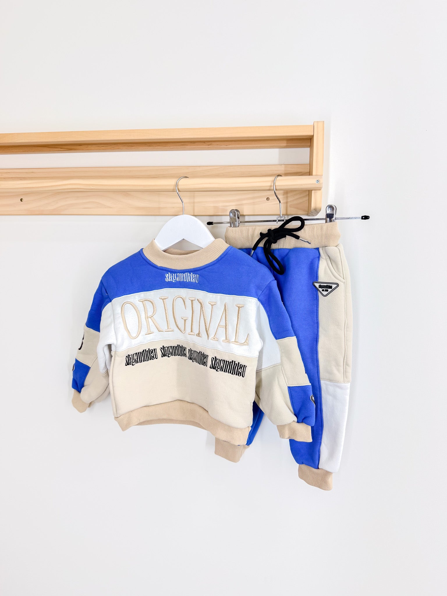 Sky And Bleu track set (12-18m)