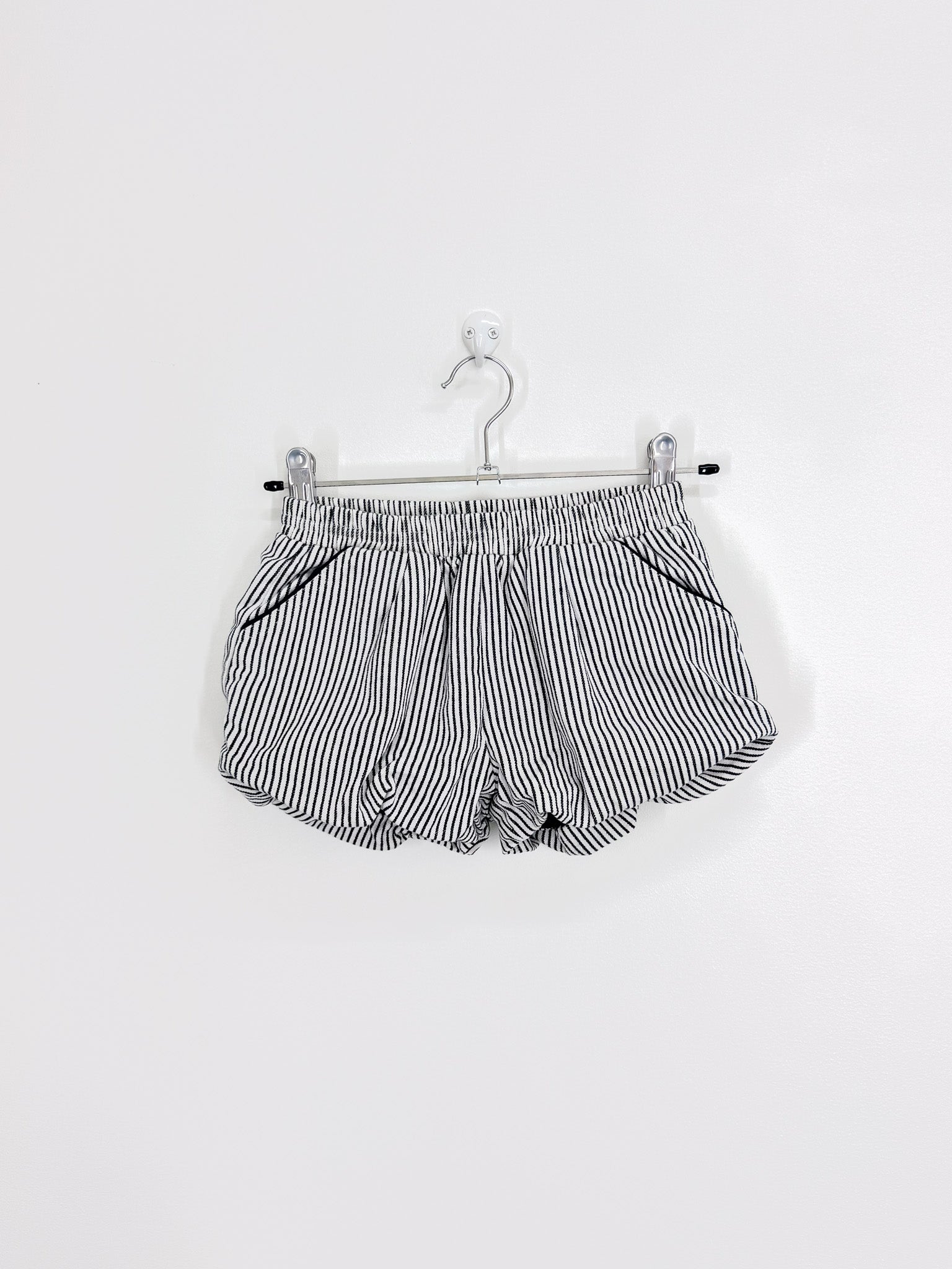 Rock Your Kid striped bubble shorts (5y)