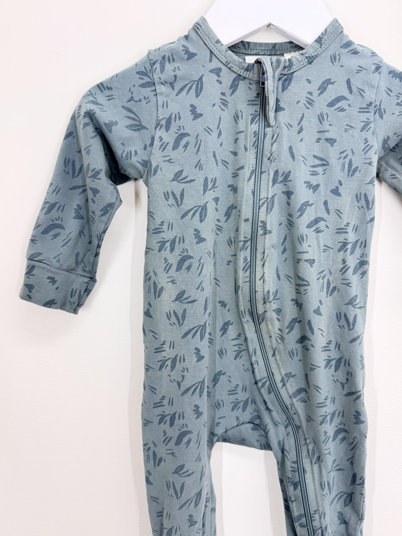 Burrow & Be organics marks zipsuit (3-6m)