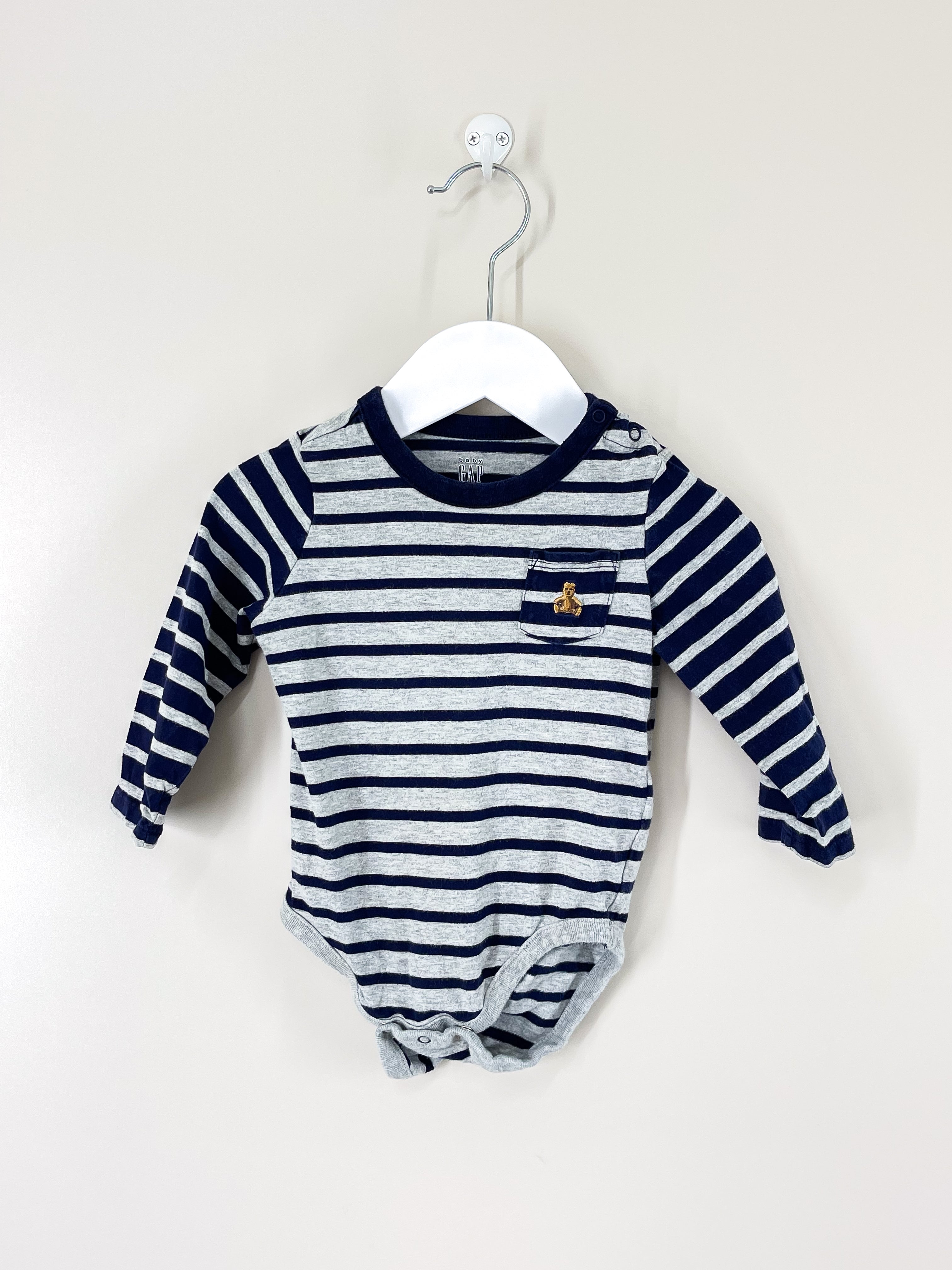 Gap striped bodysuit (6-12m)