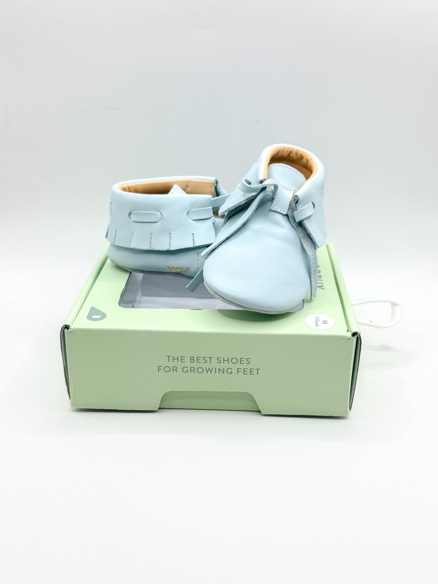 BNWT Bobux illusion blue fringe soft sole shoes (18-19EU)