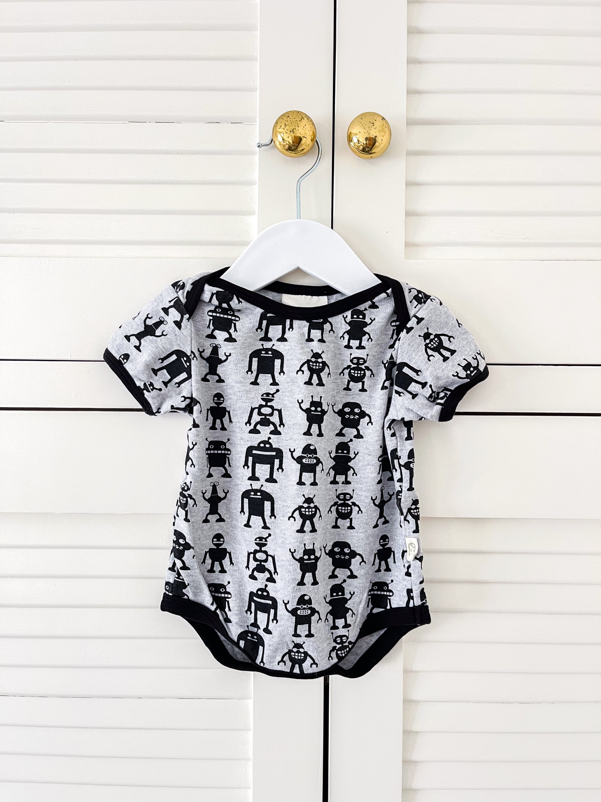 Pureborn organic bodysuit - robots (3-6m)