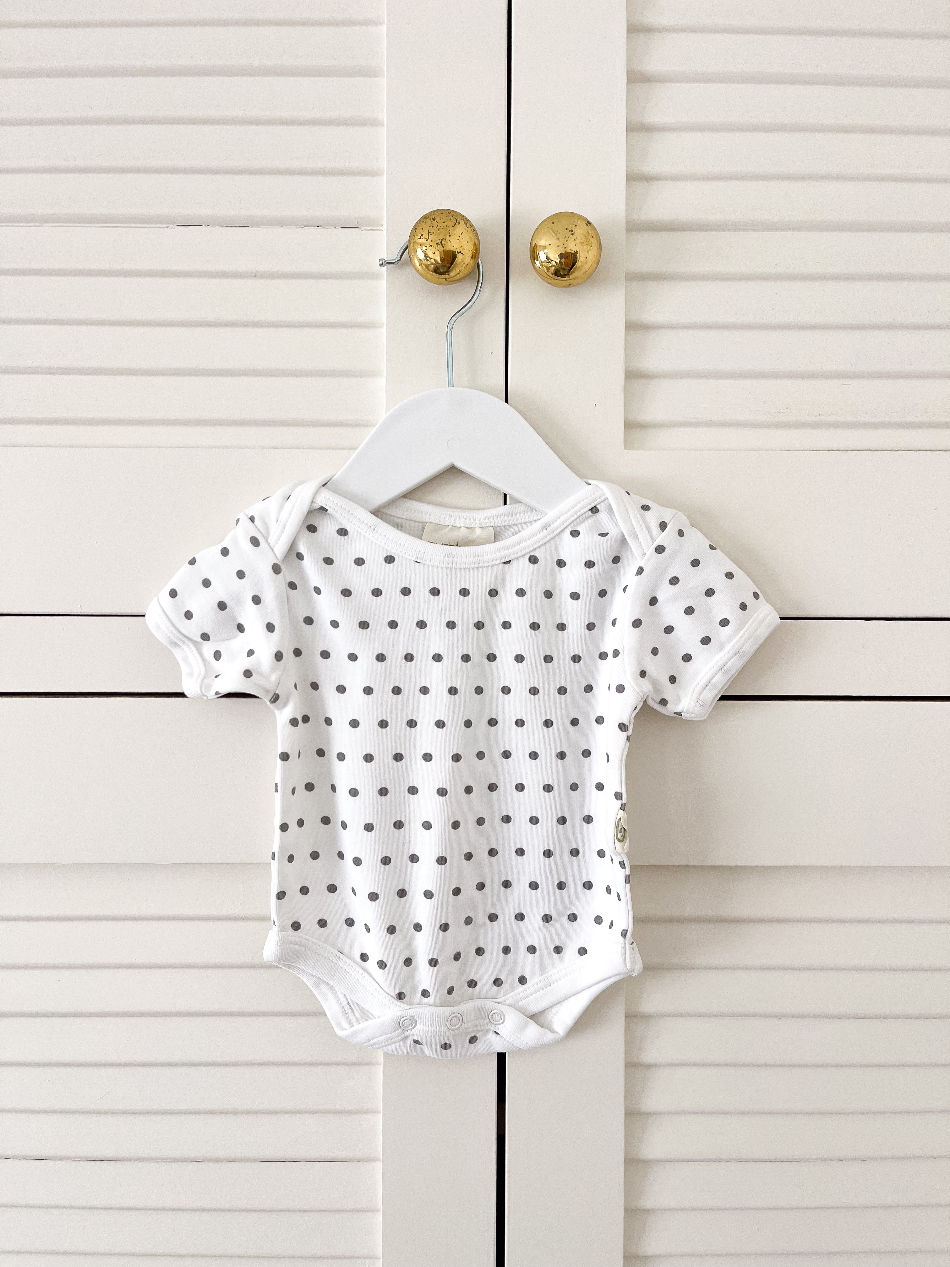 Pureborn organic bodysuit - dots (0-3m)