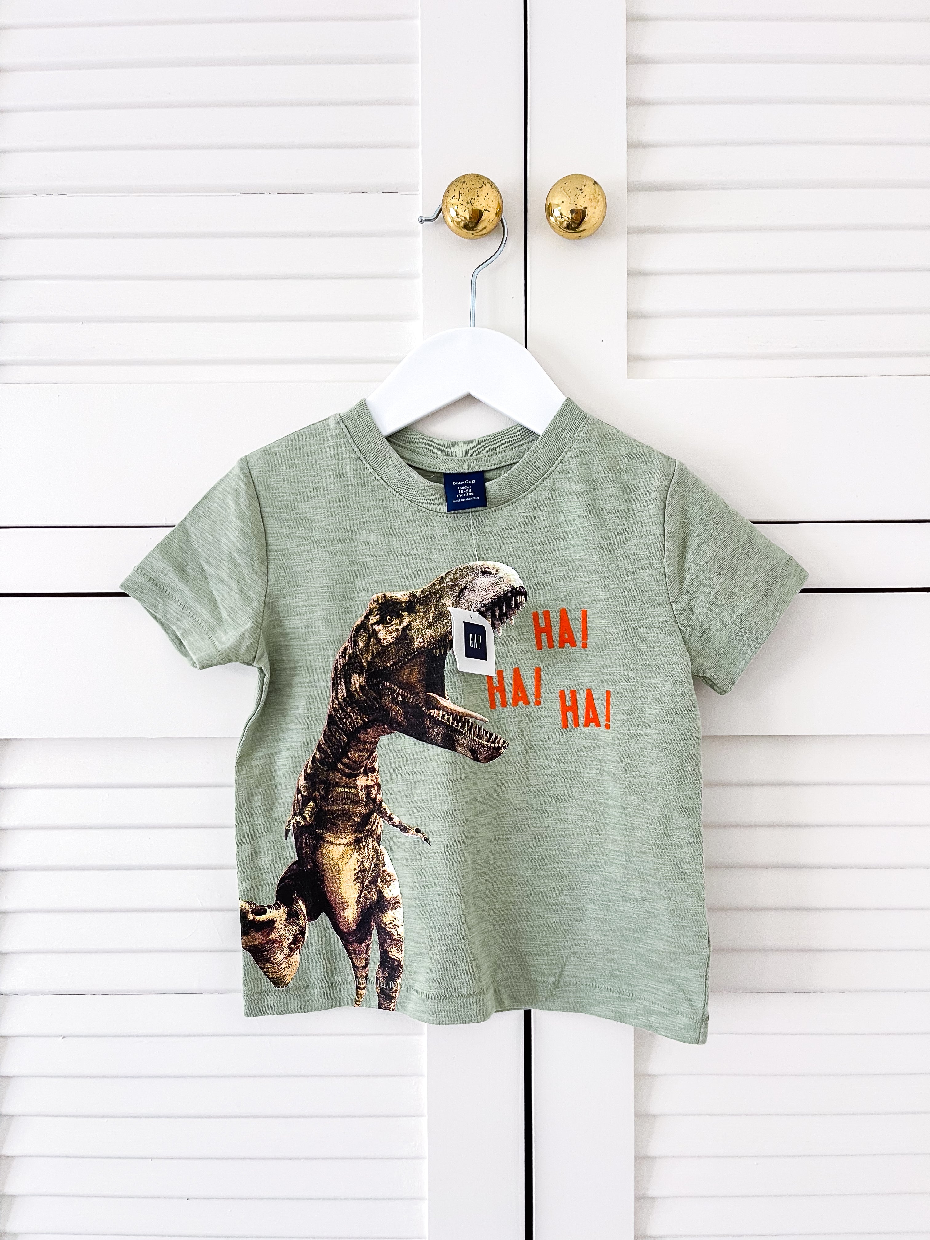 BNWT Gap dino tee (18-24m)
