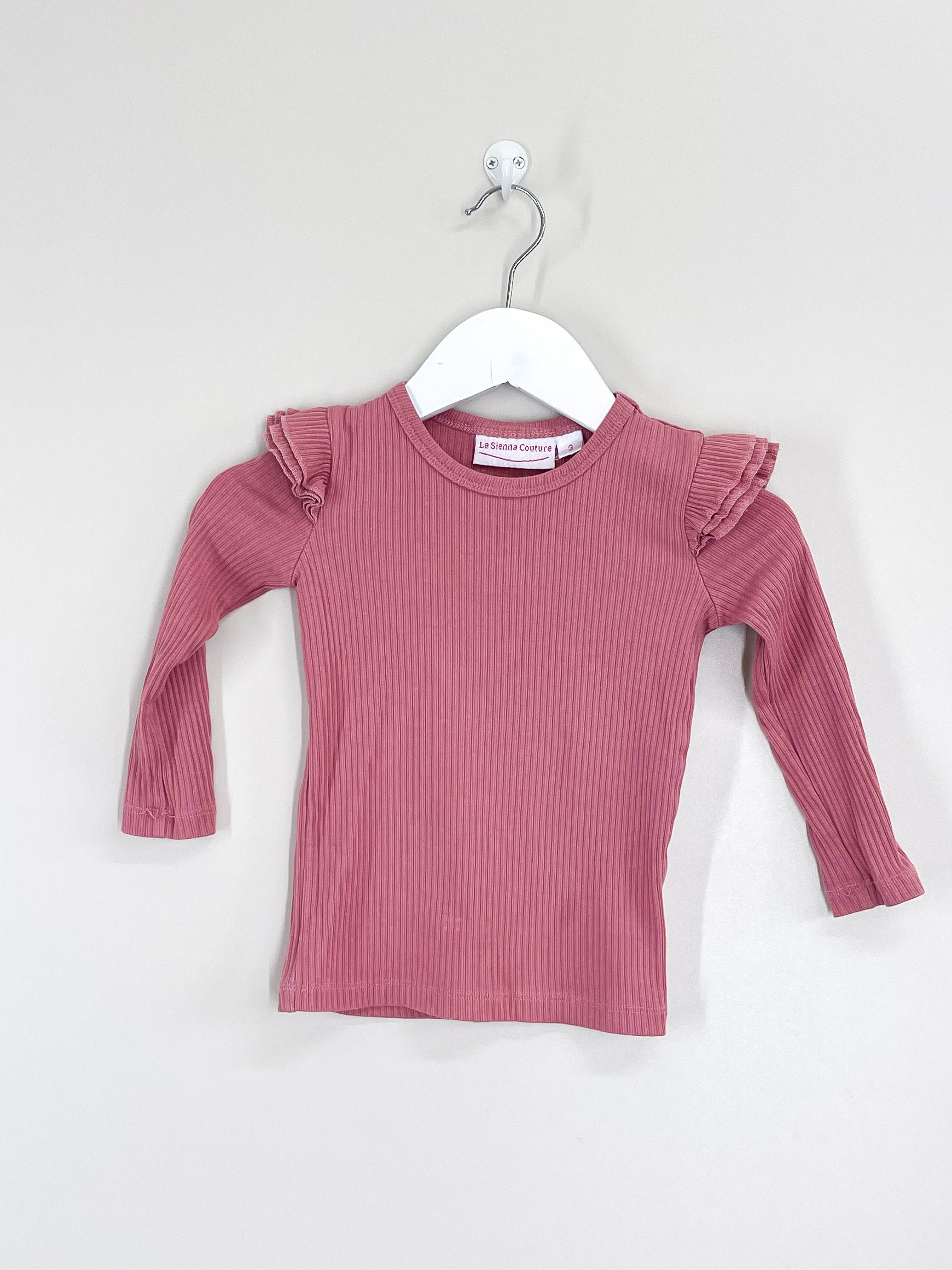 La Sienna rib cozy flutter tee (3y)