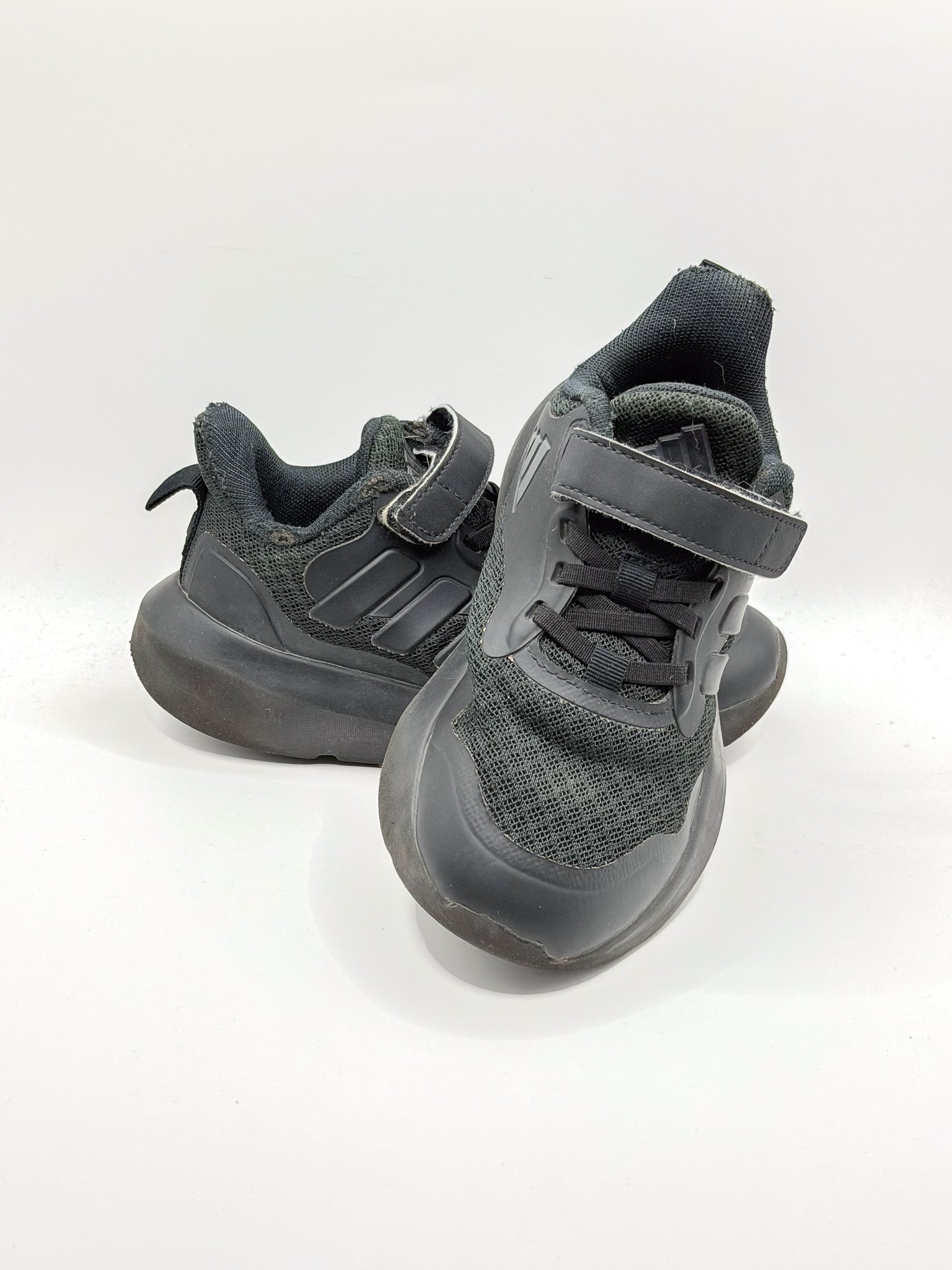 Adidas fortuna 3 sneakers (30EU)