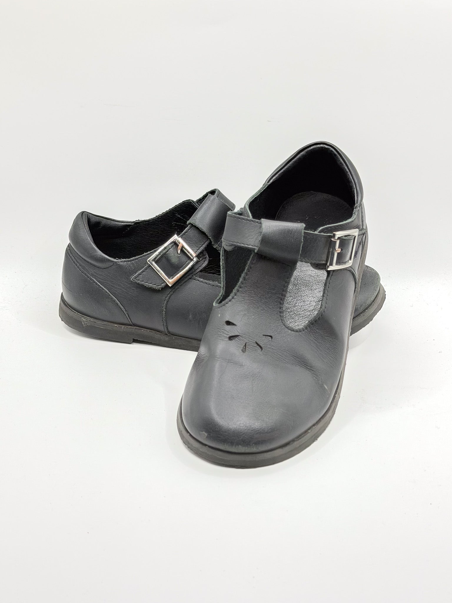Pretty Brave marley black shoes (33EU)
