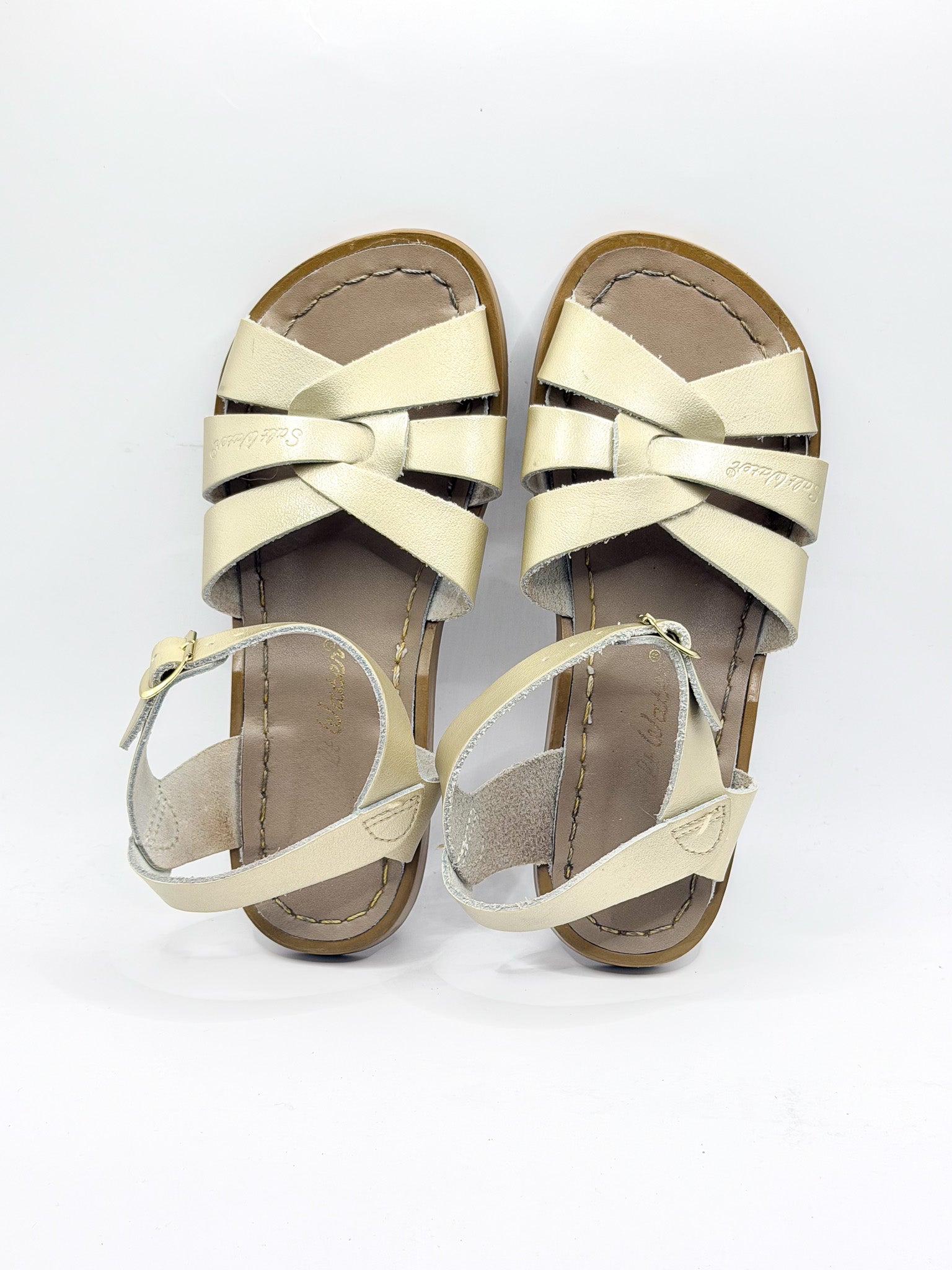 Saltwater sandals - gold (33EU)