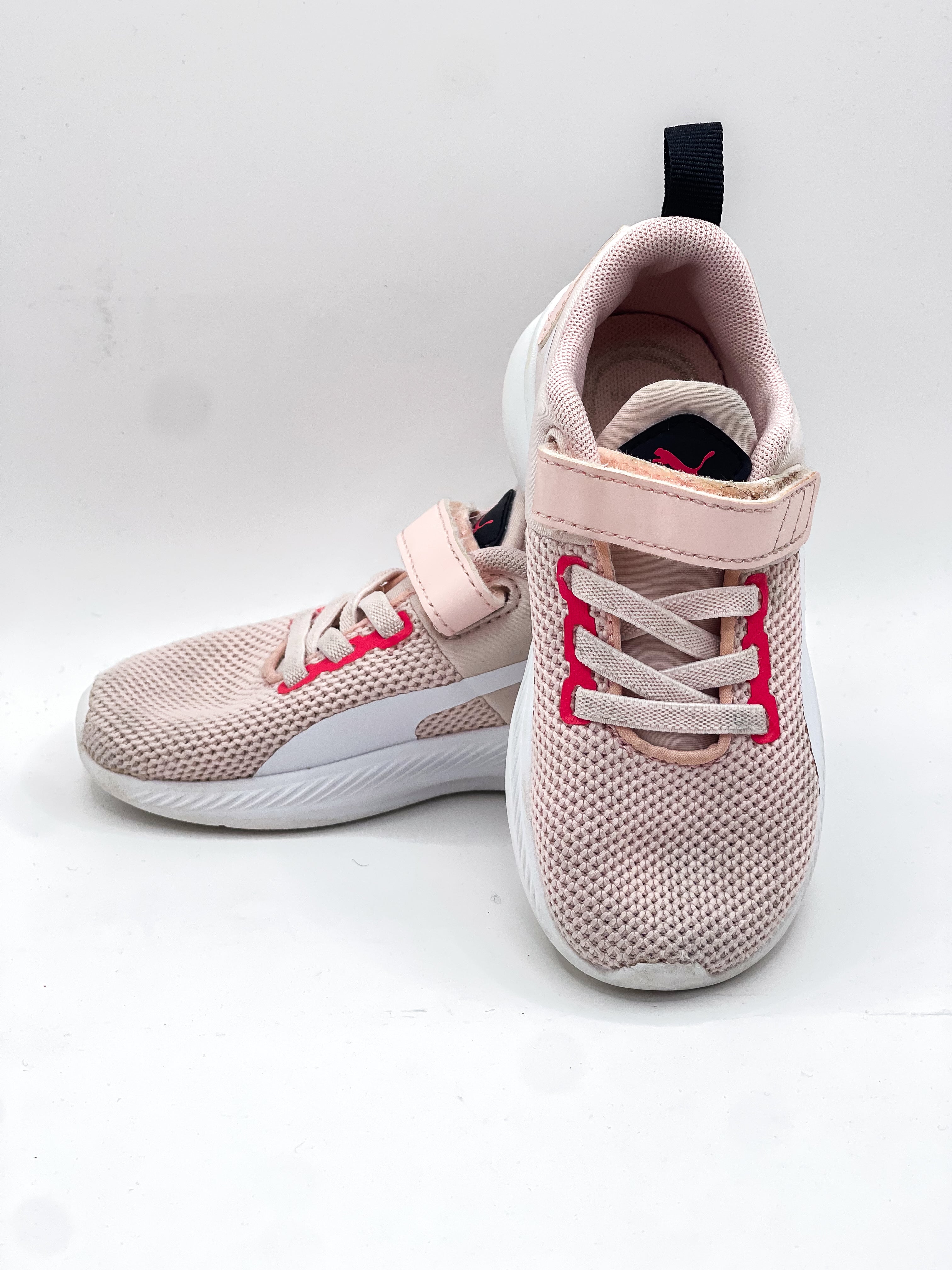 Puma flyer runner V sneakers (7UK)