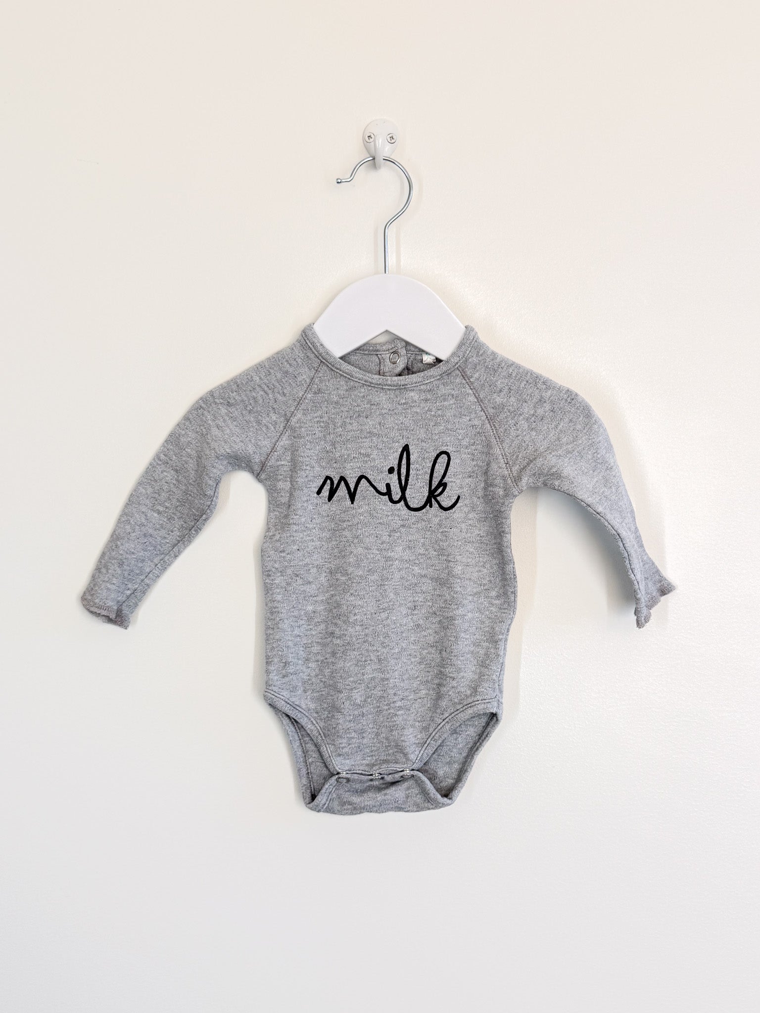 Organic Zoo milk bodysuit (0-3m)