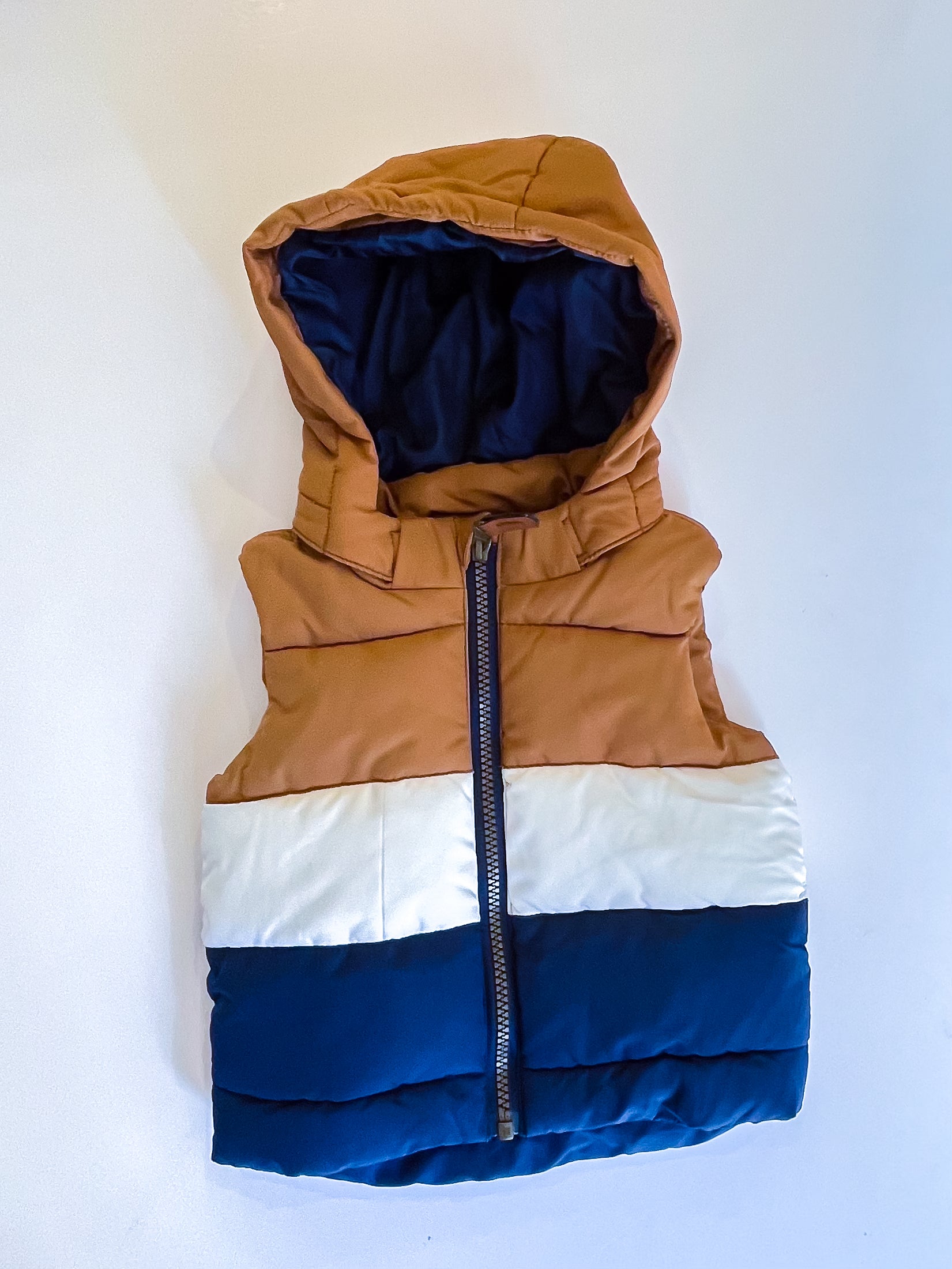 H&M hooded vest jacket (6-9m)