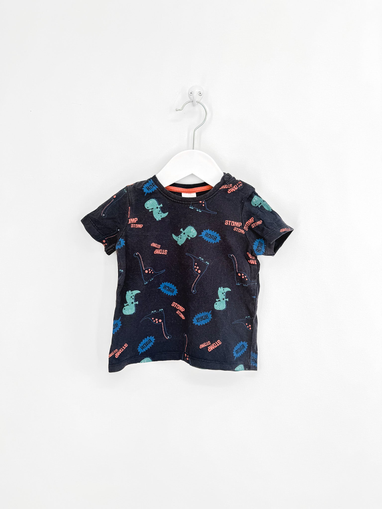 Teeny Weeny dino tee (12-18m)