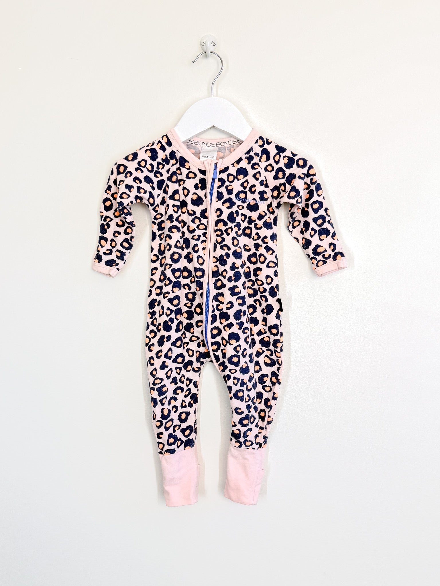 Bonds wondersuit - pink leopard (3-6m)