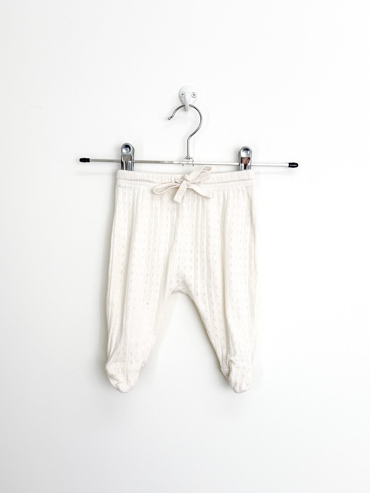 Nature Baby organic pointelle drawstring footed leggings (newborn)
