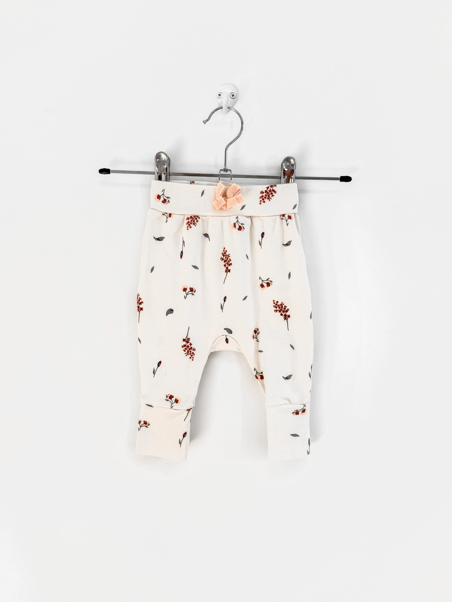 Little Bundle floral leggings (newborn)