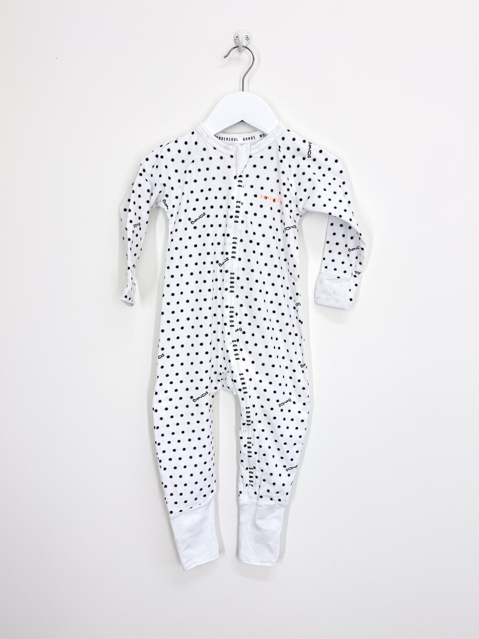 Bonds wondercool wondersuit - white suns (12-18m)