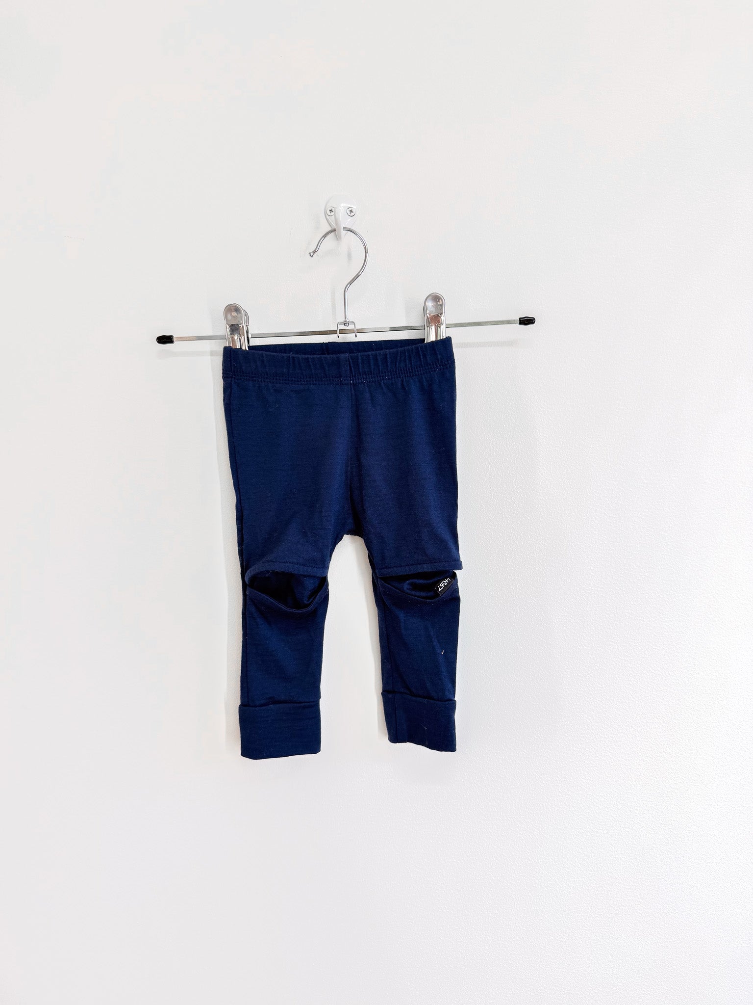 Little Flock Of Horrors merino slasher legging - navy (0-3m)