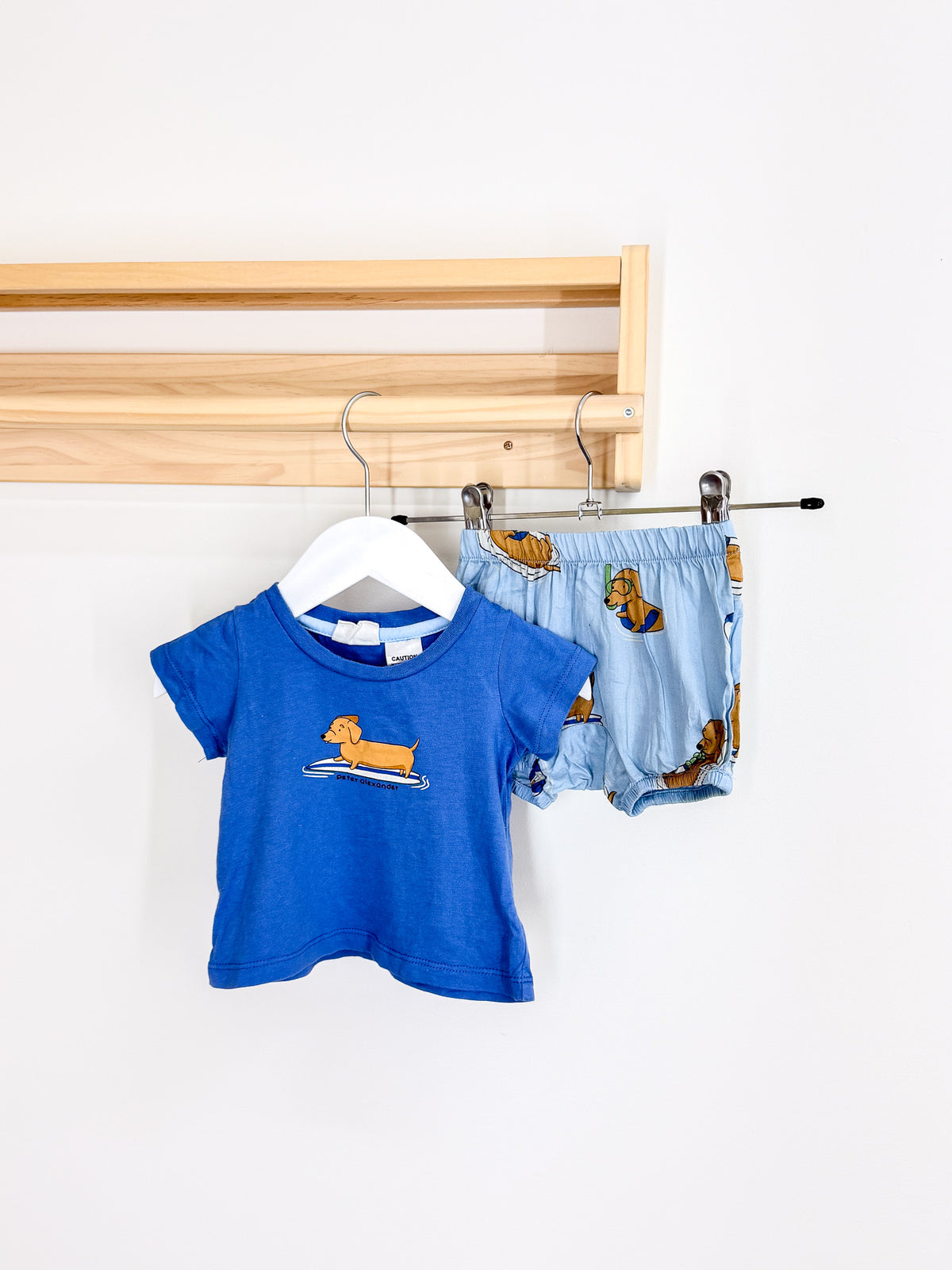 Peter Alexander surfing dachshund PJ st (0-3m)