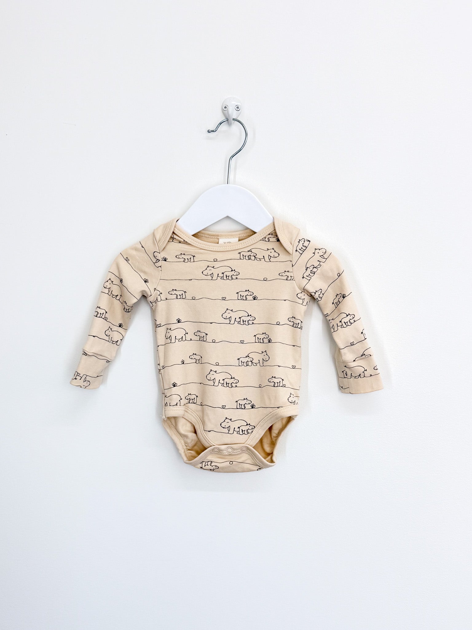 Little Bundle hippo bodysuit (0-3m)