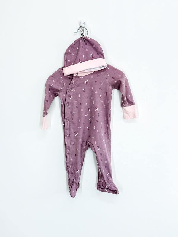 Little Bundle purple floral button onesie + beanie (0-3m)