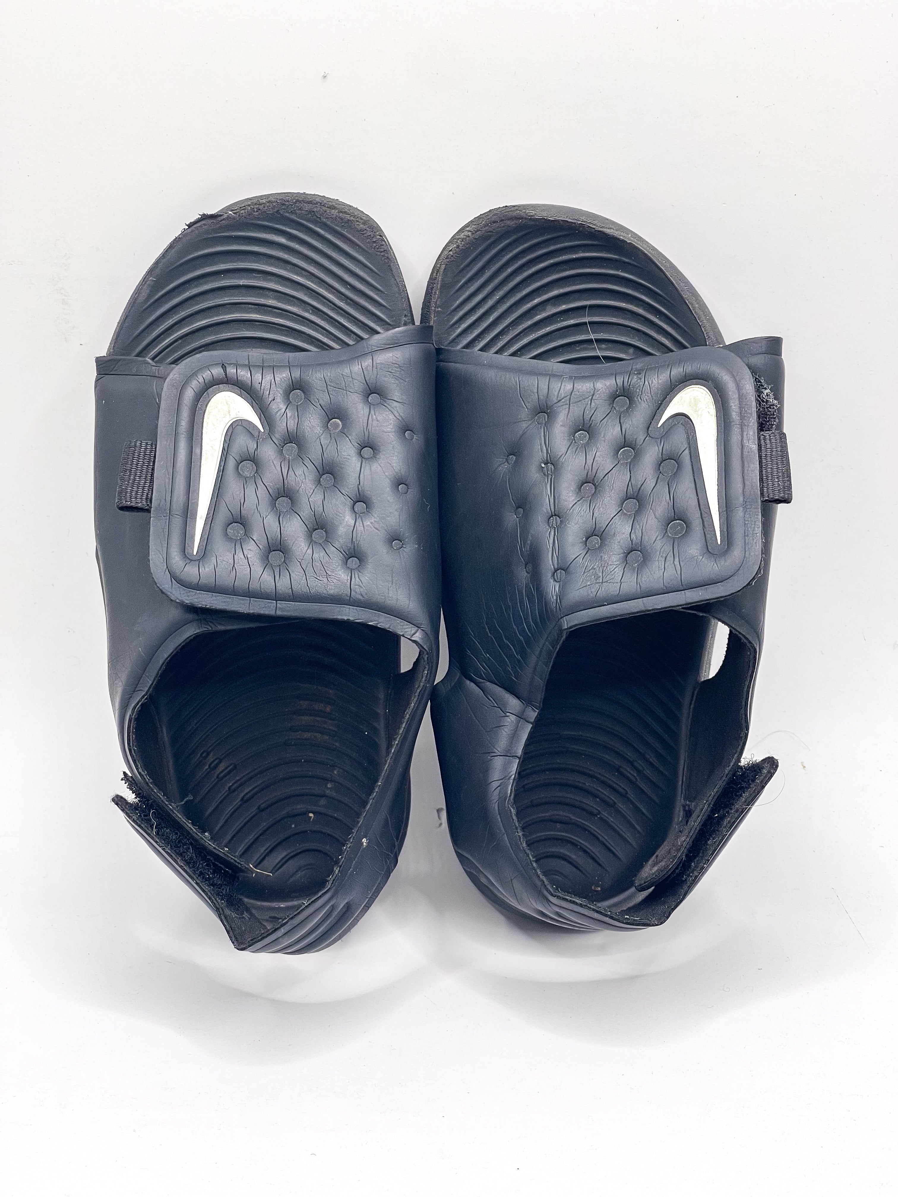 Nike sunray adjust sandals (6.5UK)