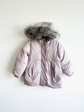 Load image into Gallery viewer, Old Navy frost free puffer jacket (3y)
