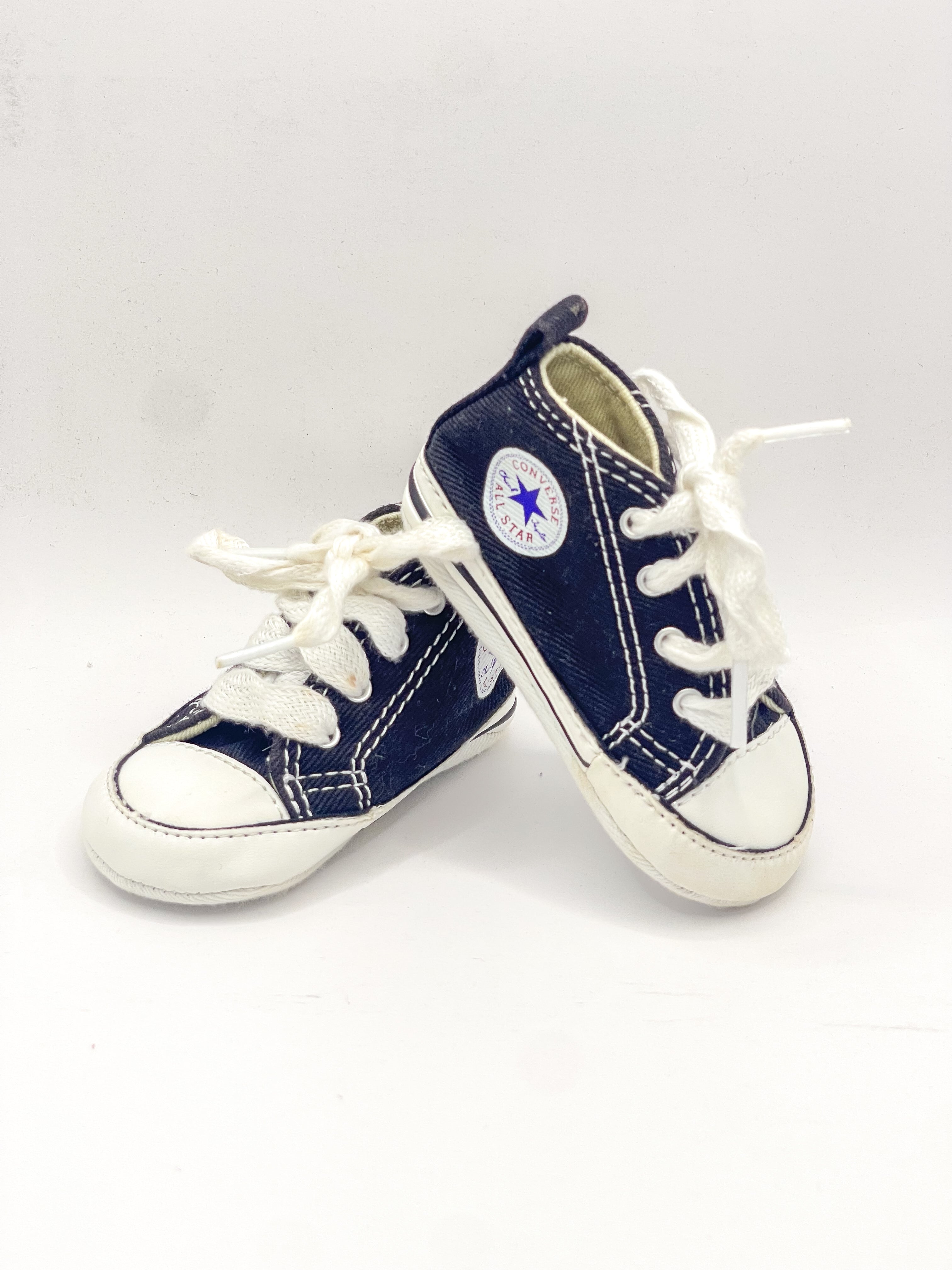 Converse cribster soft sole shoes (1UK)
